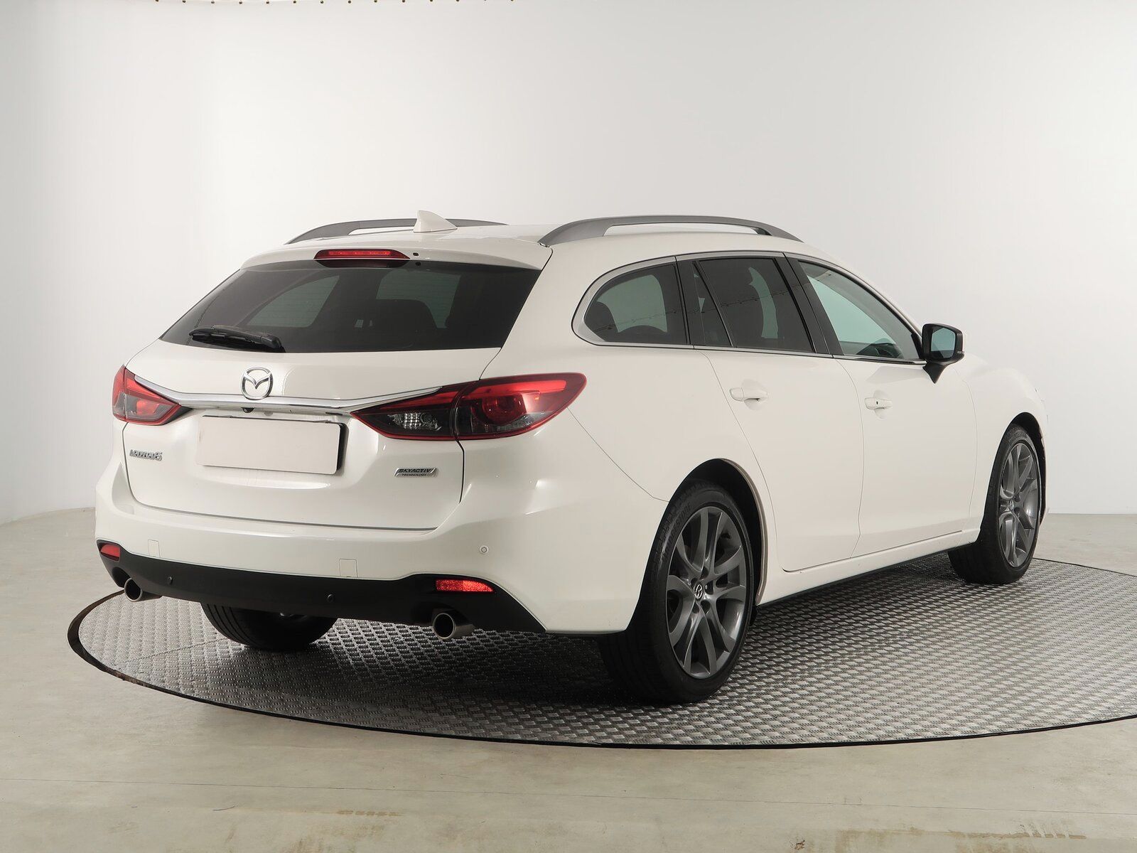 Mazda 6, 2.5 Skyactiv-G, Automat - fotka 5