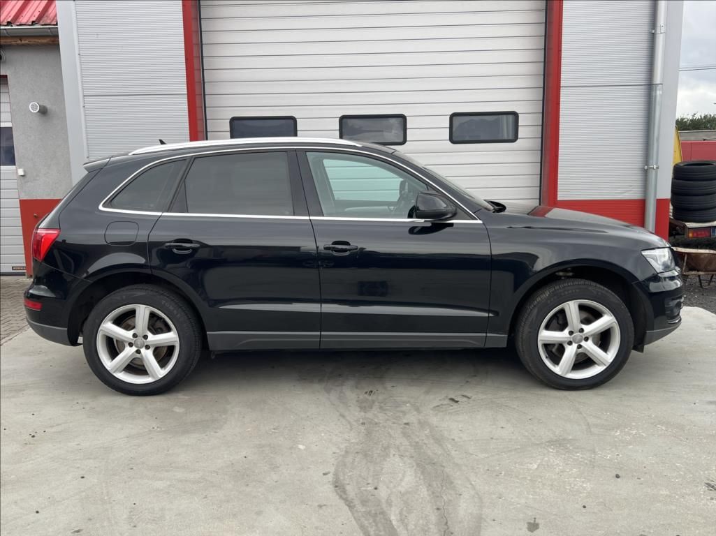 Audi Q5, 3,0 TDI QUATTRO 176 kW TAŽNÉ - fotka 6