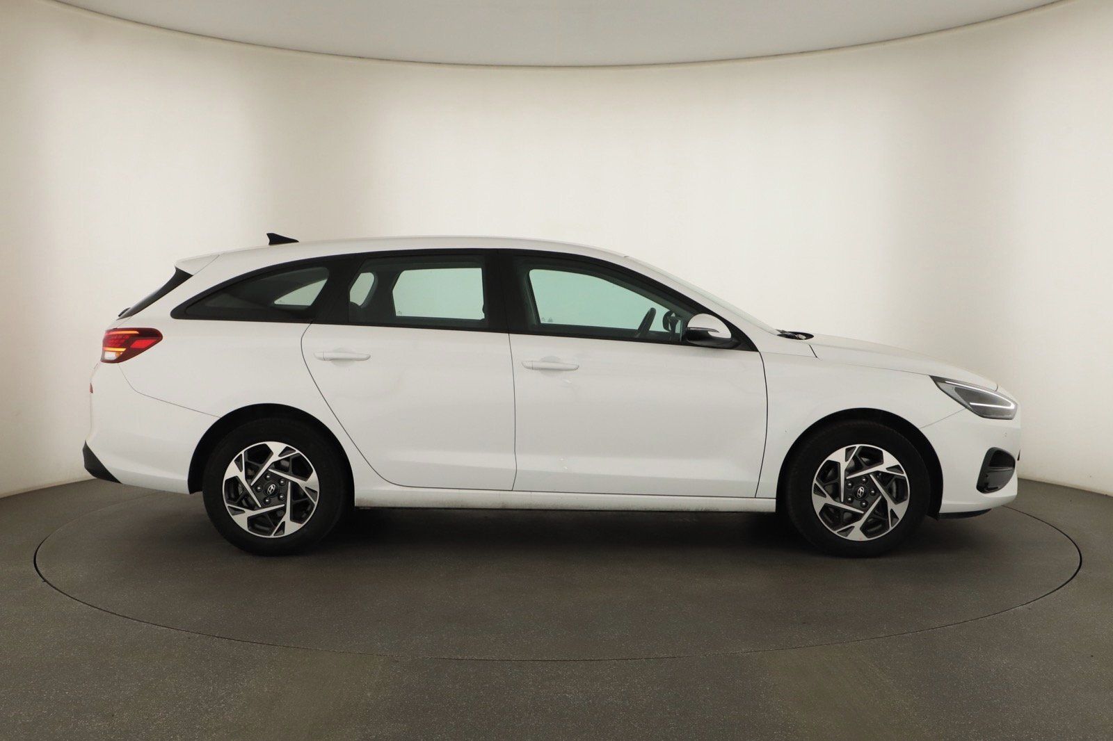 Hyundai i30, 1.5 DPI, Comfort, COMFORT - fotka 6