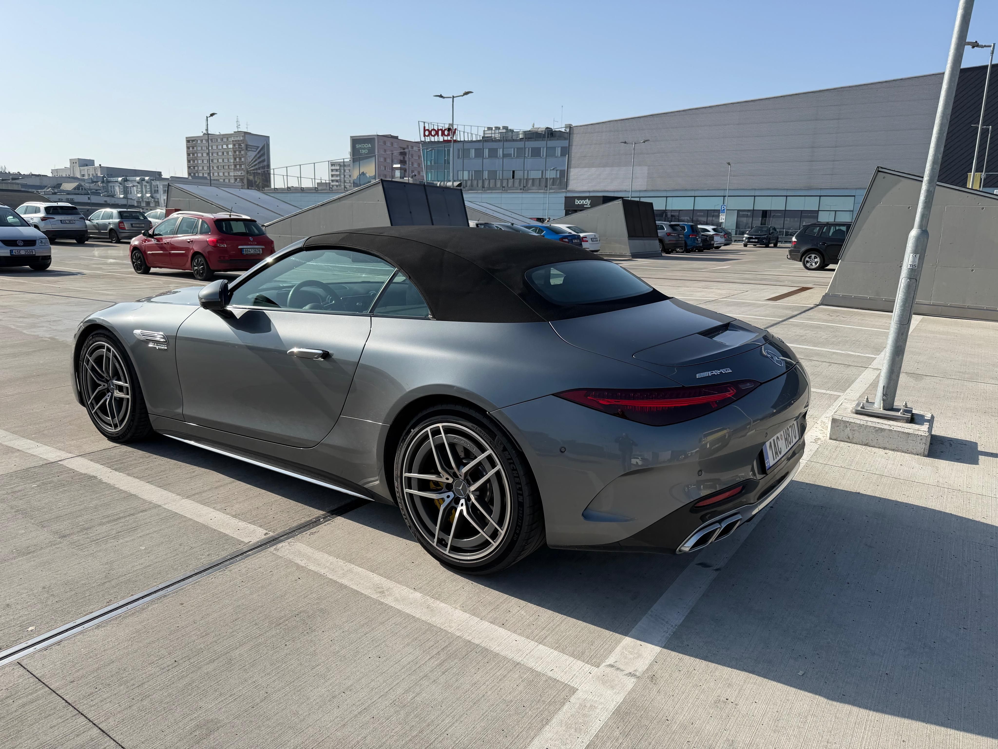 Mercedes-Benz SL, Mercedes-Benz SL 63 AMG - fotka 4