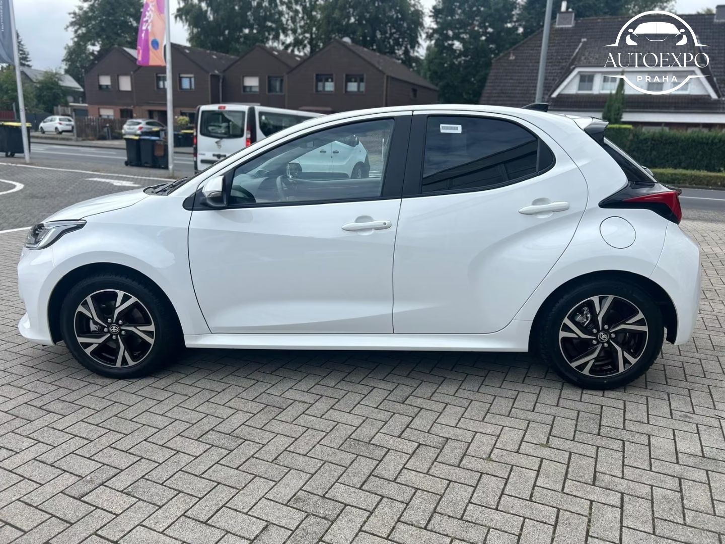 Toyota Yaris, 85KW Hybrid - fotka 6