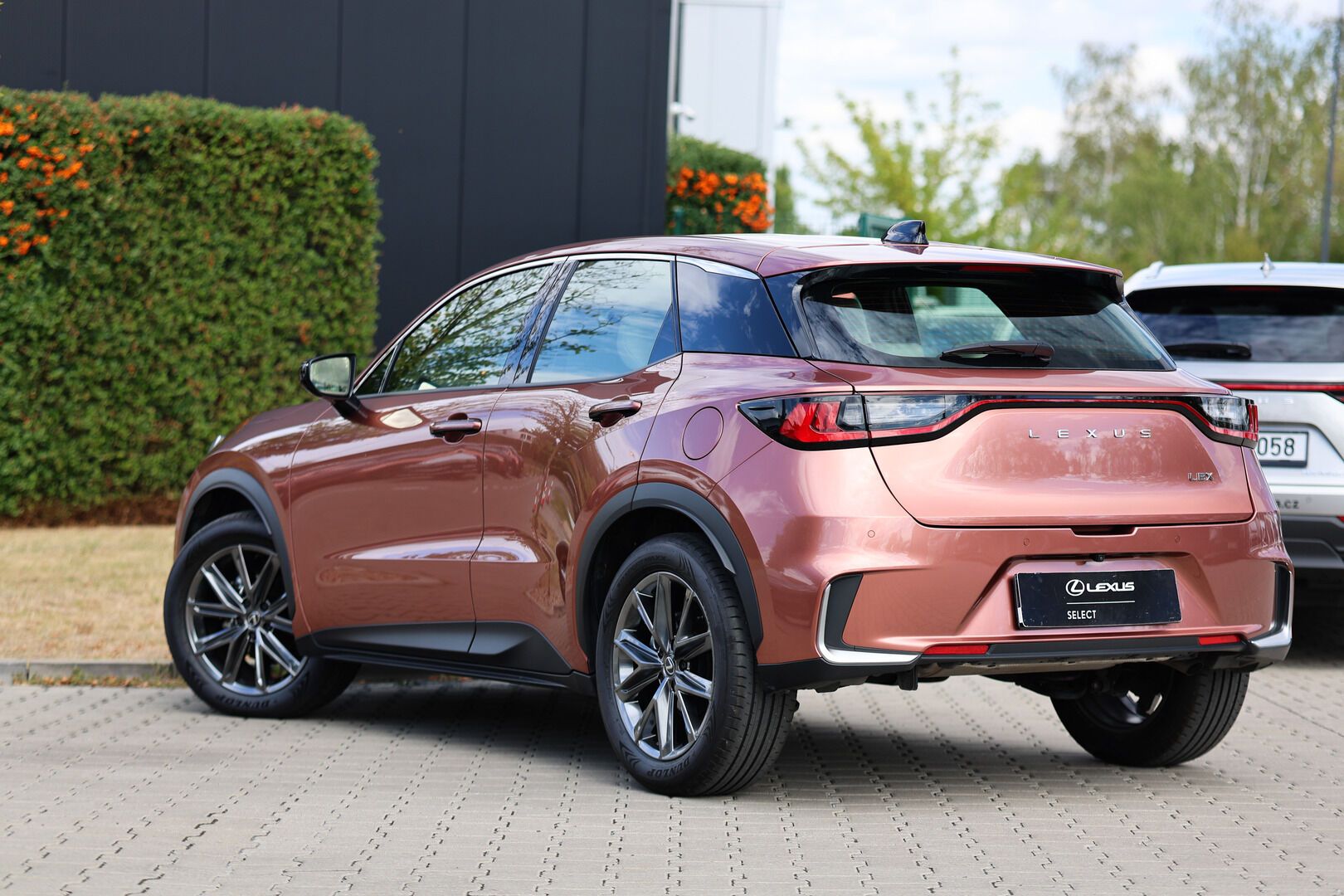 Lexus LBX, 1,5 HEV ELEGANT TECH - fotka 5