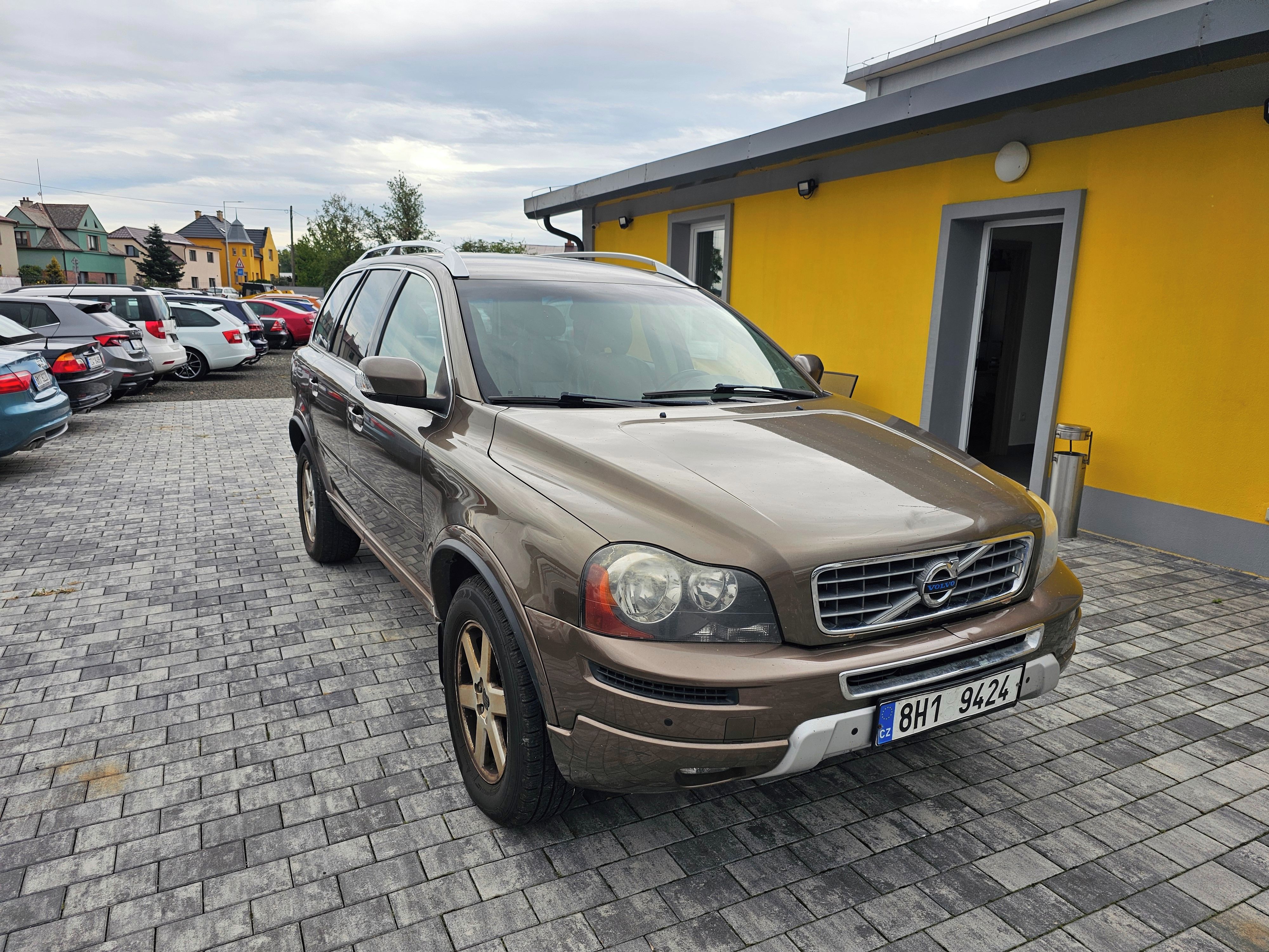 Volvo XC90, D5 AWD 2,4 147kW, 7 míst - fotka 2