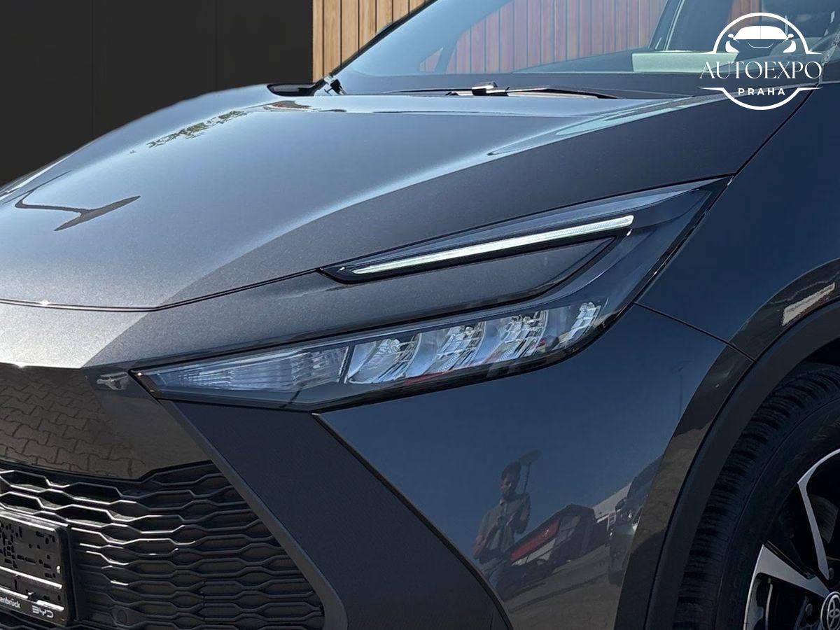 Toyota C-HR, Teamplayer 2,0-Plug-in Hybrid - fotka 5