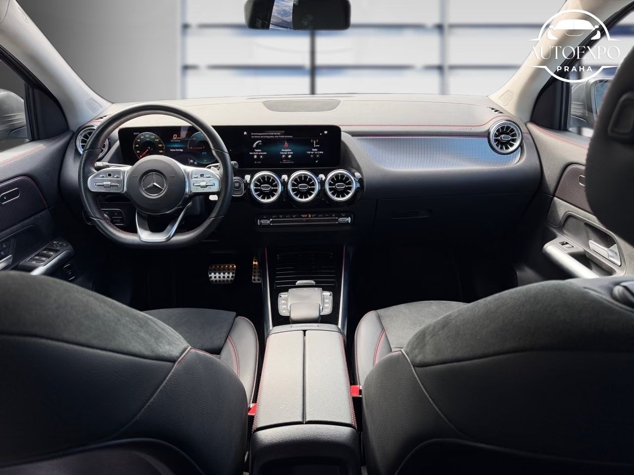 Mercedes-Benz EQA, 250+ AMG*BURMEISTER*CARPLAY - fotka 6