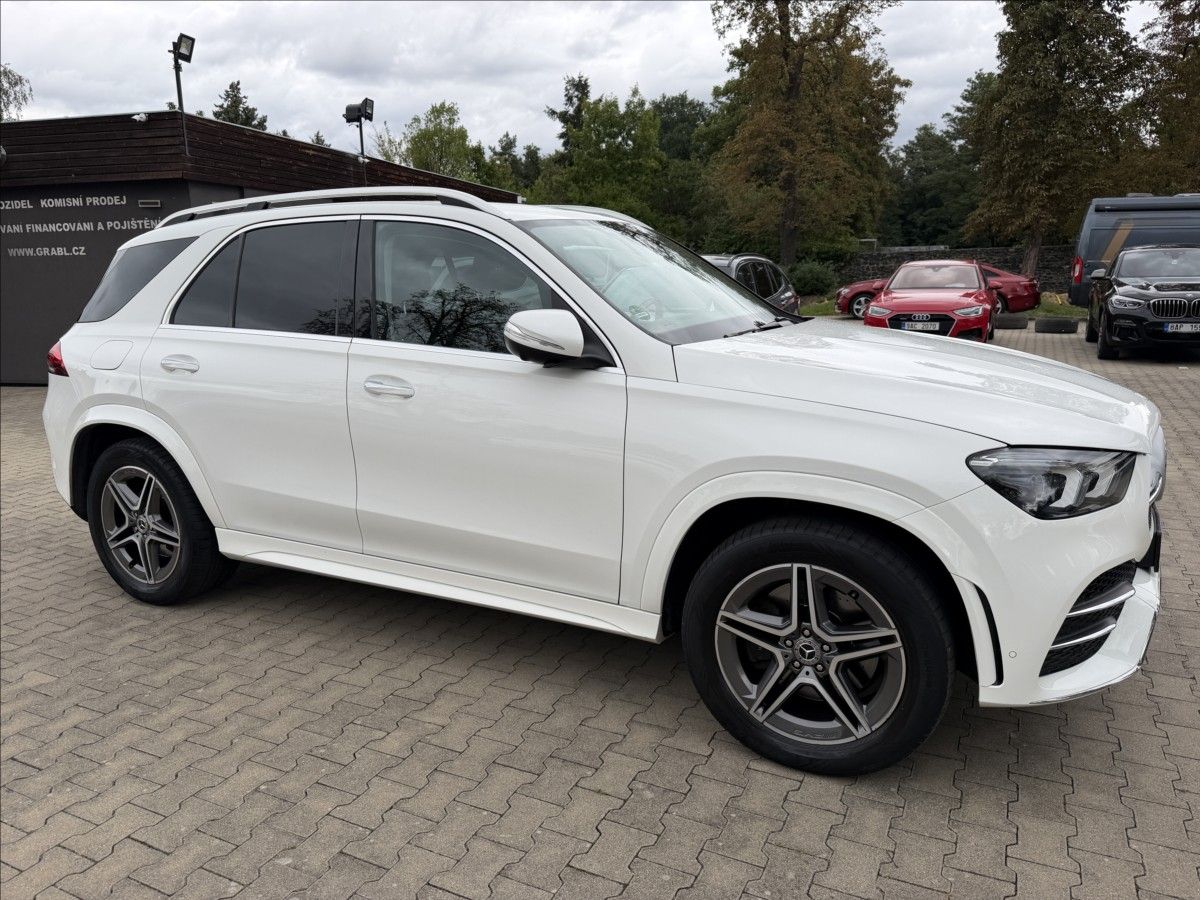 Mercedes-Benz GLE, 400d AMG 4Matic Vzduch - fotka 4