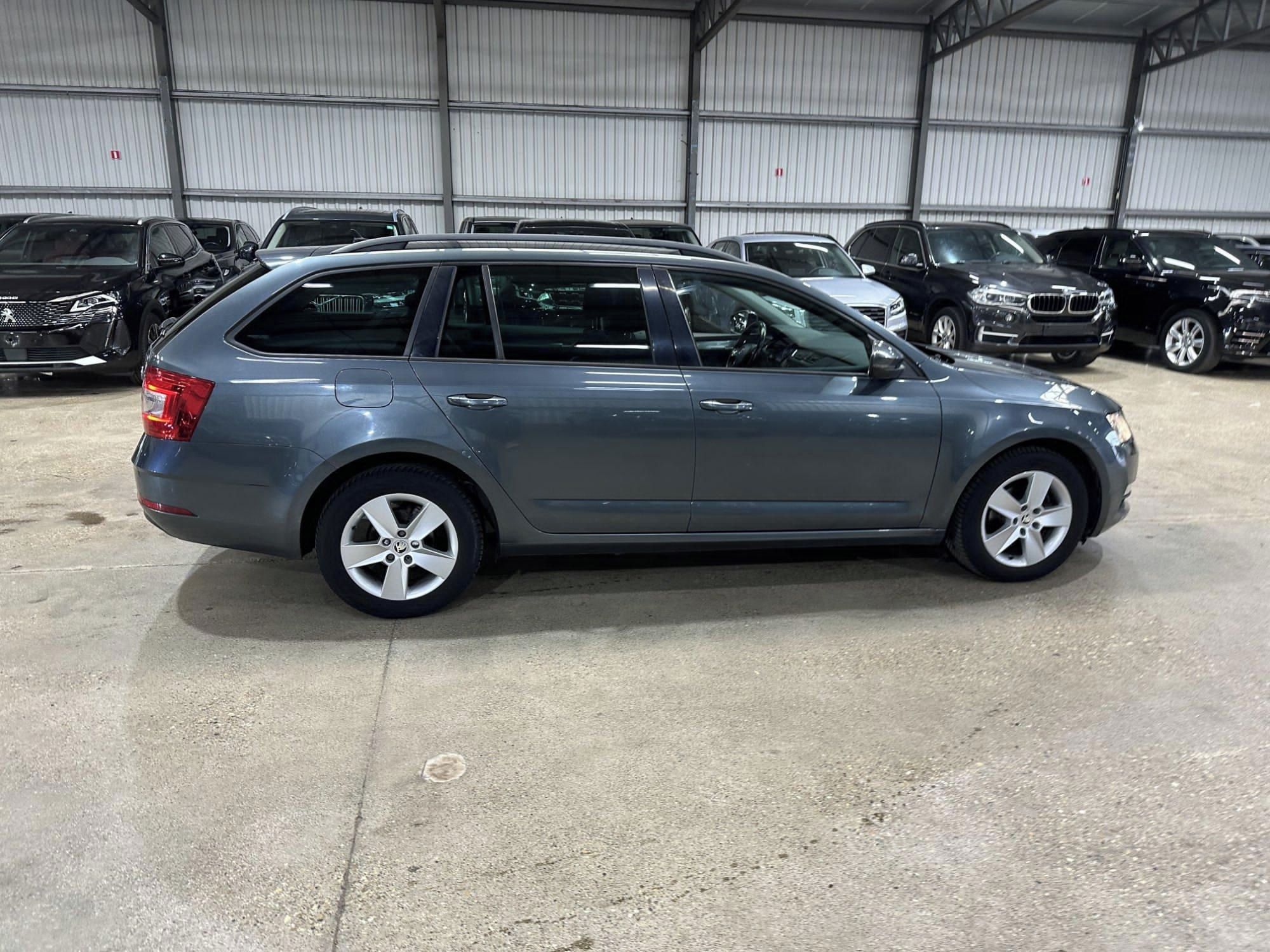Škoda Octavia, Škoda Octavia 1.6 tdi - fotka 6