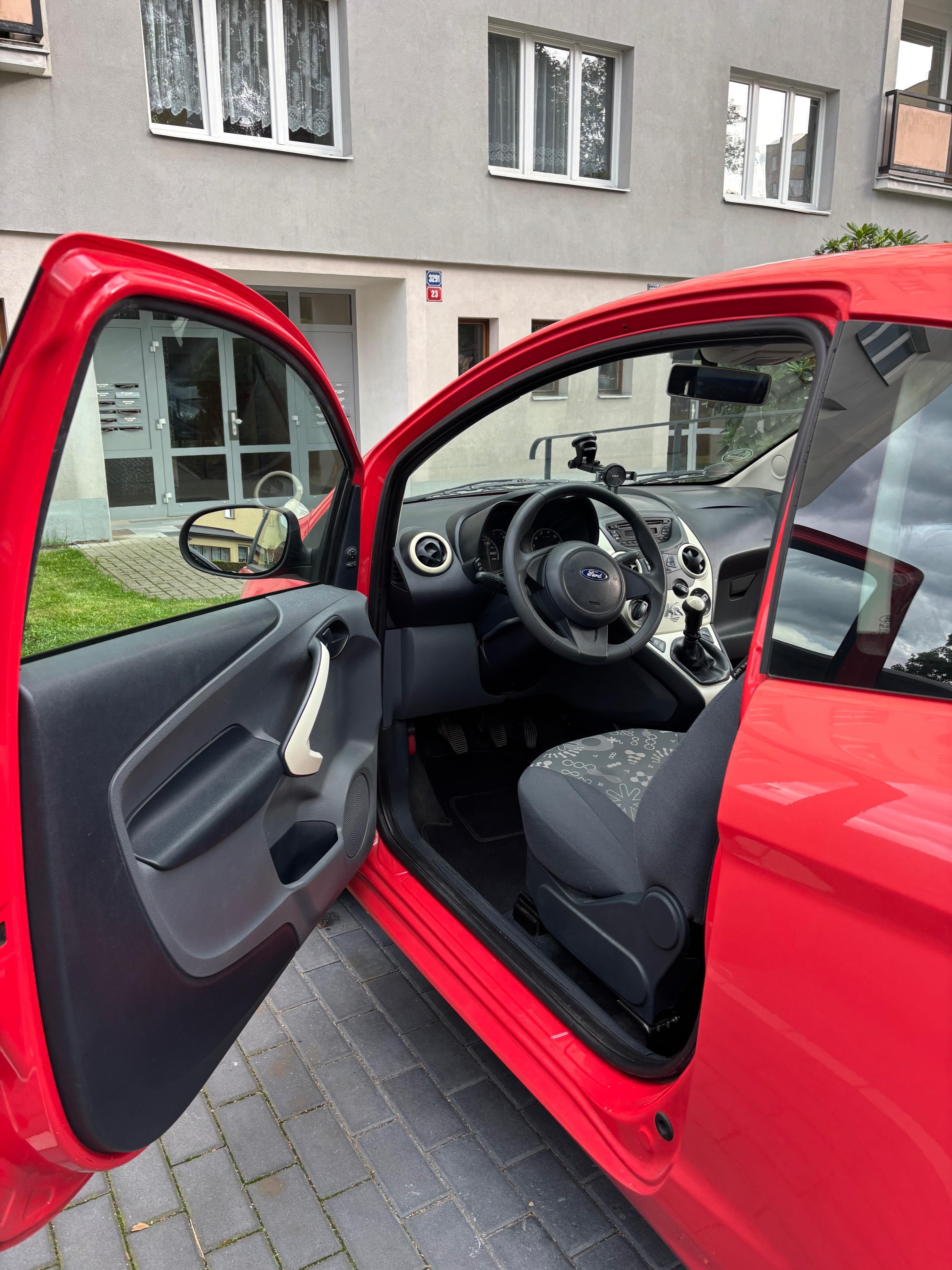 Ford Ka, Ford Ka 1.2, 51 kW, 2009 - fotka 4