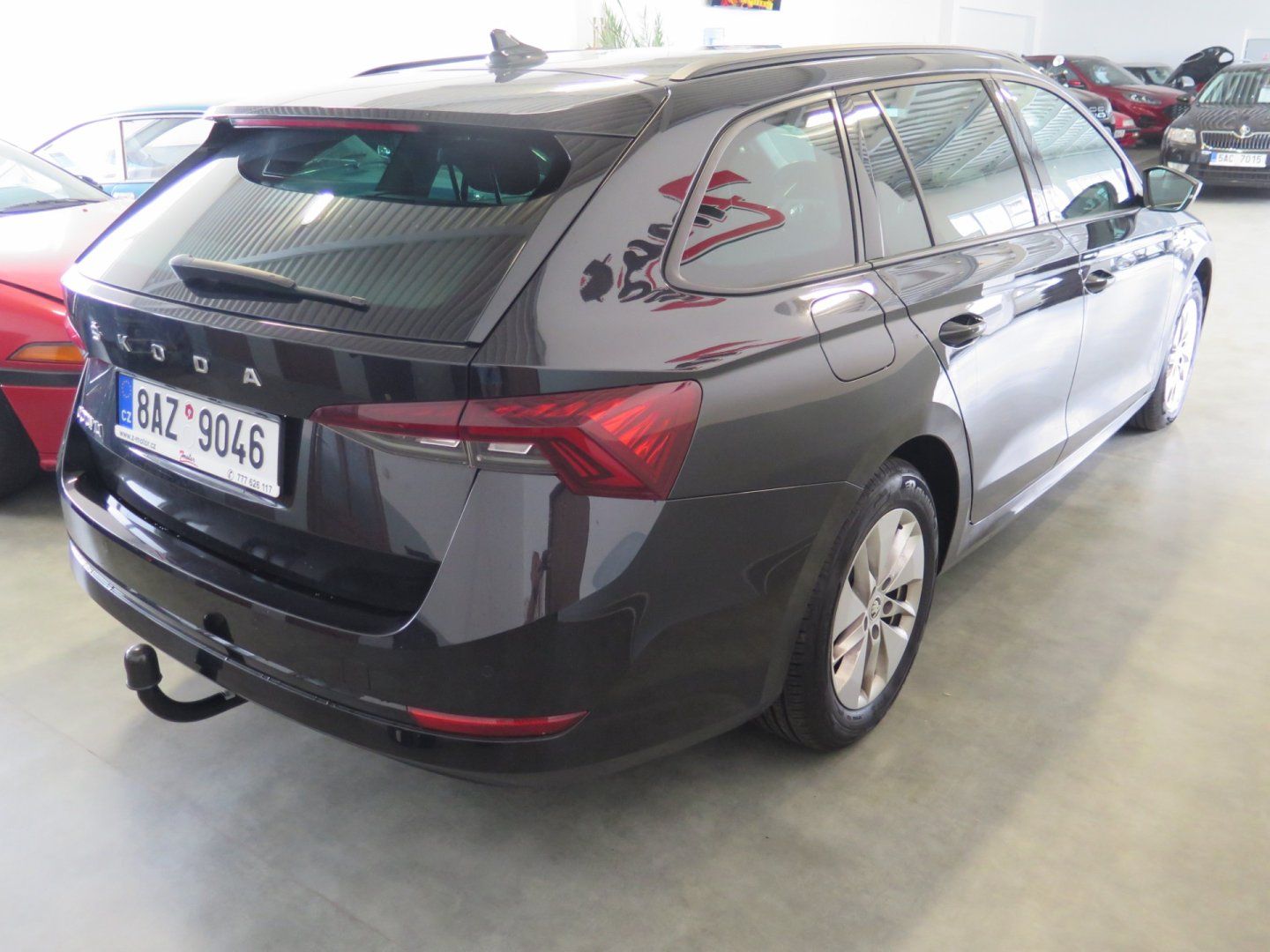 Škoda Octavia, 2.0TDI,Ambit+,navi,kamera,DPH - fotka 4
