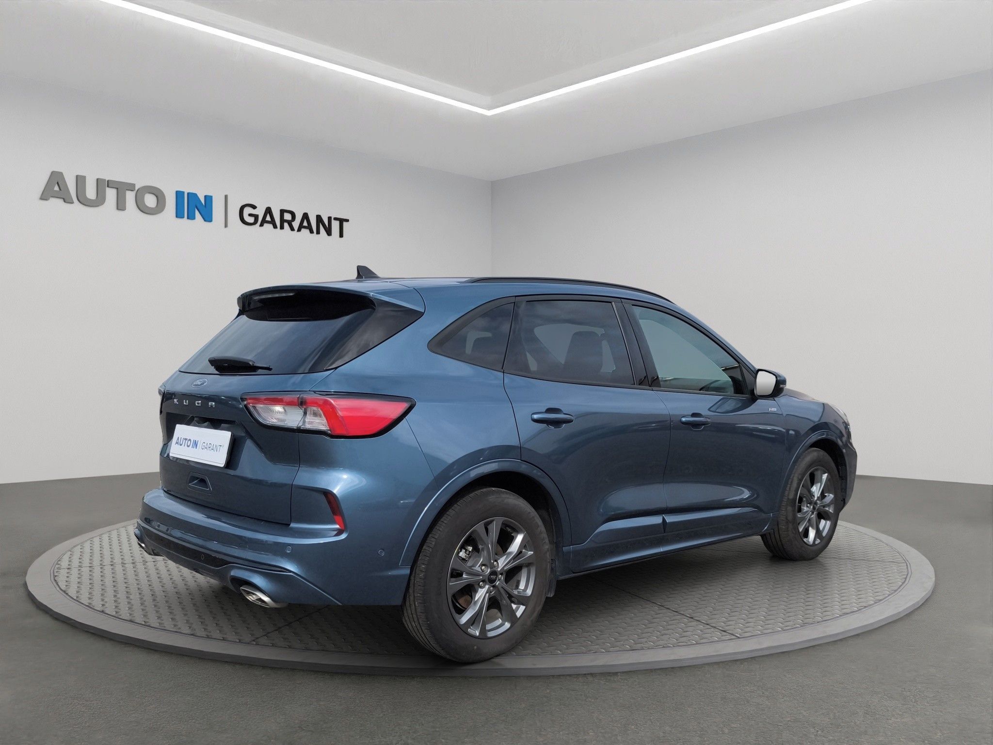 Ford Kuga, ST-Line X 1.5 110kw, ČR, 1. Ma - fotka 5