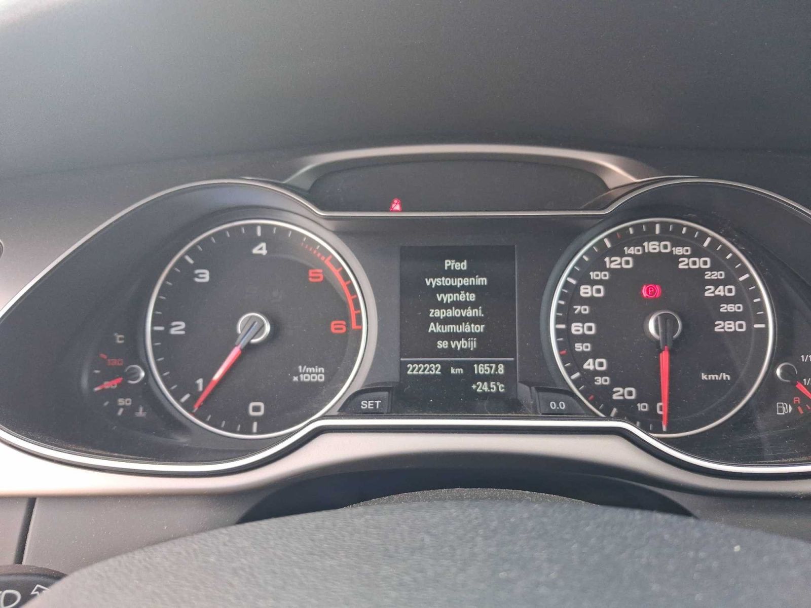 Audi A4, 2.0 TDI, Ambiente - fotka 3
