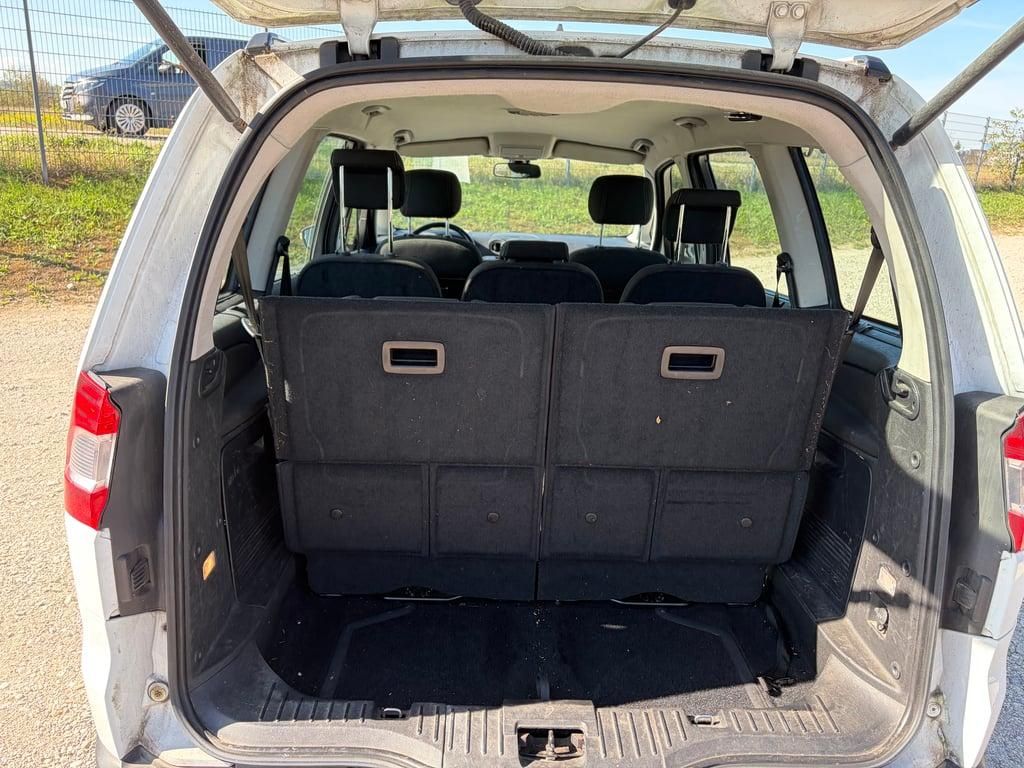 Ford Galaxy, 2,0 TDCi - 7 Míst - fotka 6