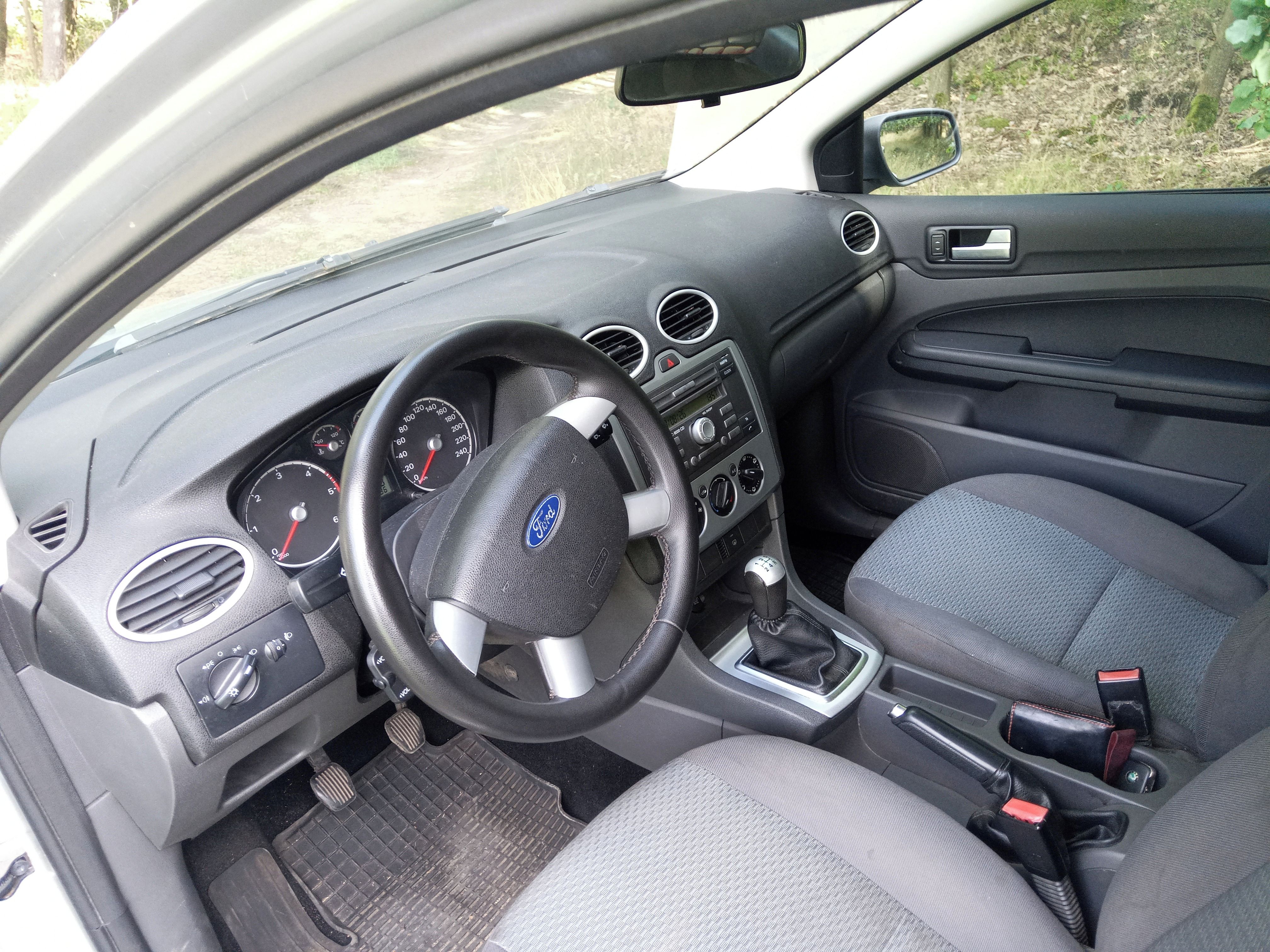 Ford Focus, Ford Focus MK2,1.6  servísovan - fotka 5