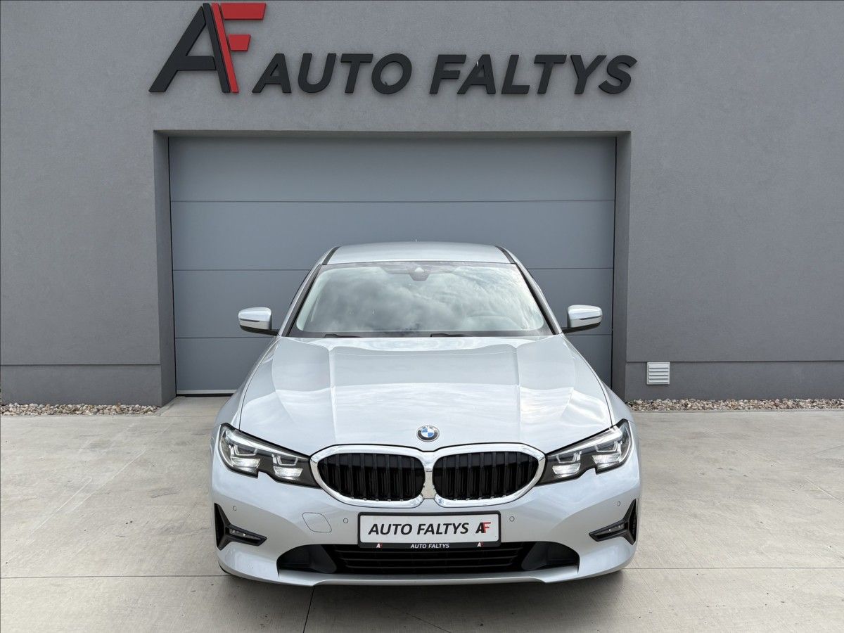BMW Řada 3, 318d 110 KW Advantage Led - fotka 3