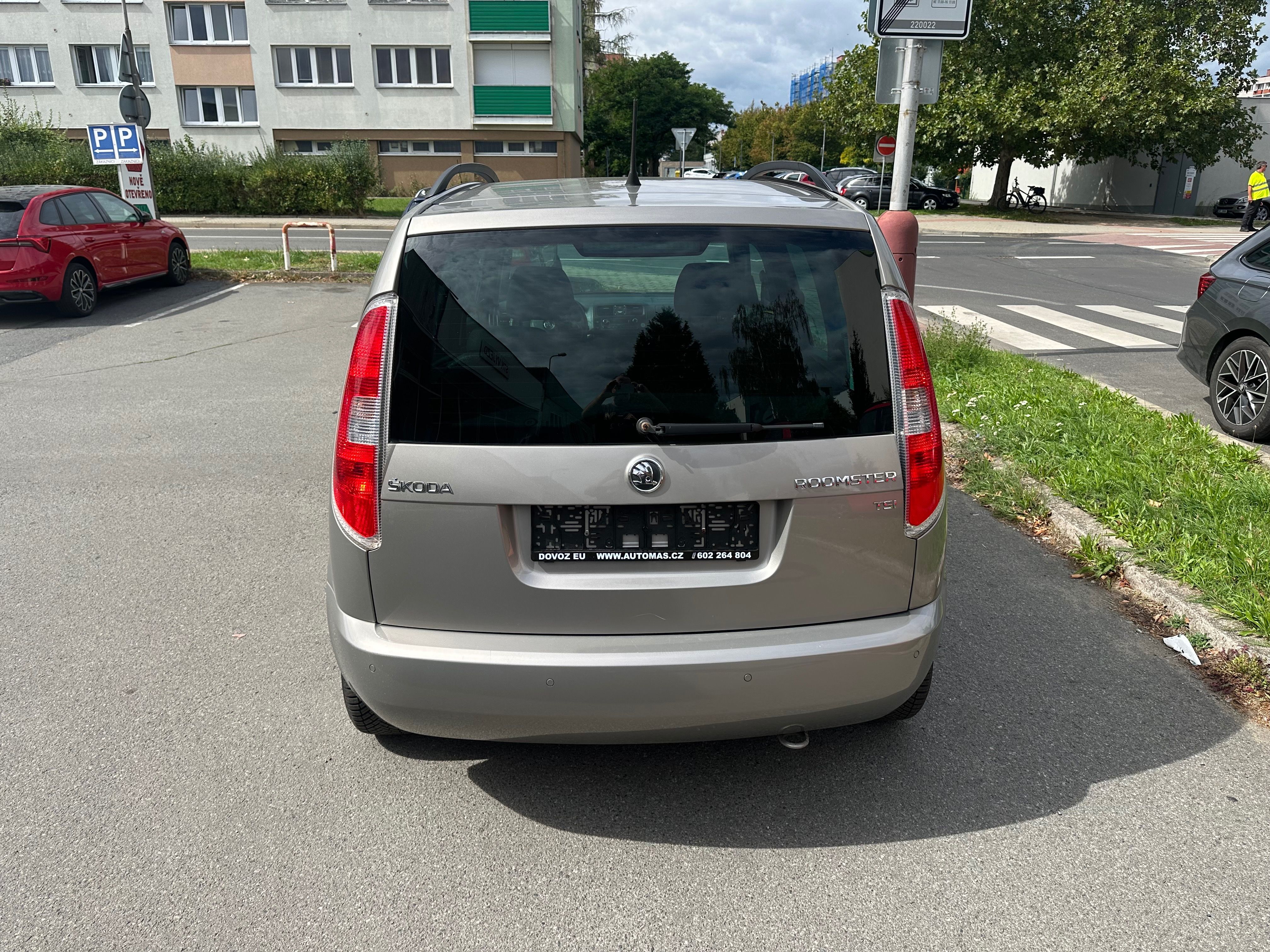 Škoda Roomster, 1.2TSI-63KW-PĚKNY STAV - fotka 5