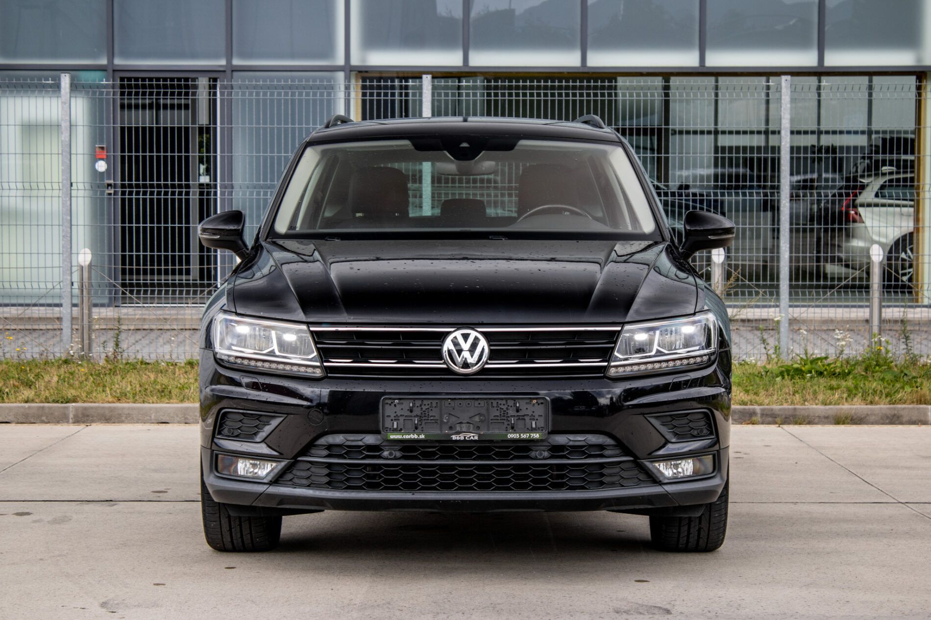 Volkswagen Tiguan - fotka 2