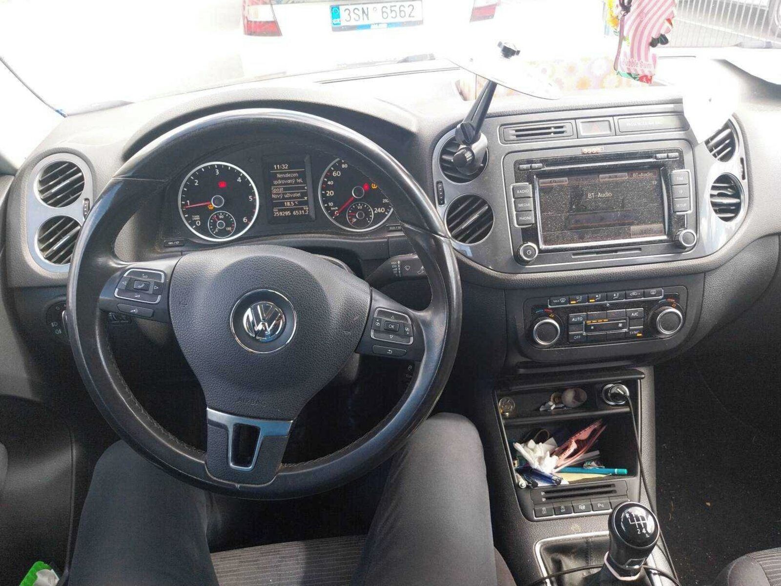 Volkswagen Tiguan, 2.0 TDI, Automatická klima - fotka 3