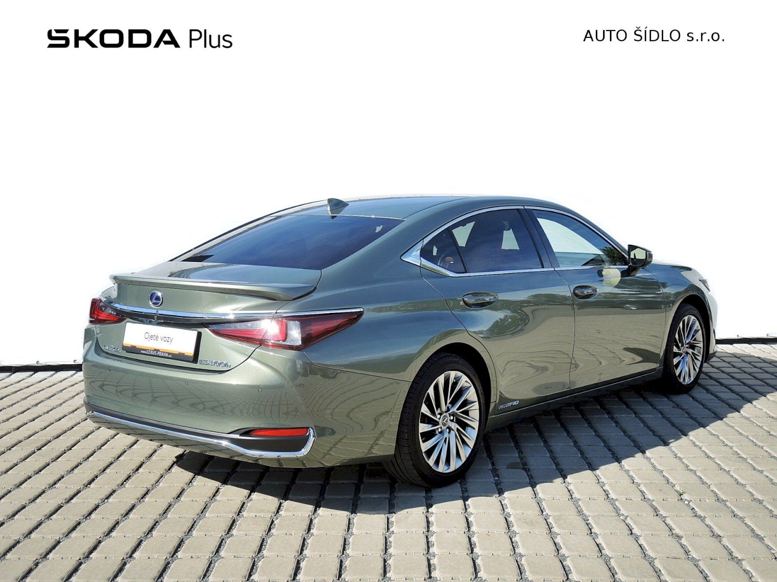 Lexus ES 300h, 2.5 HEV Luxury - fotka 2