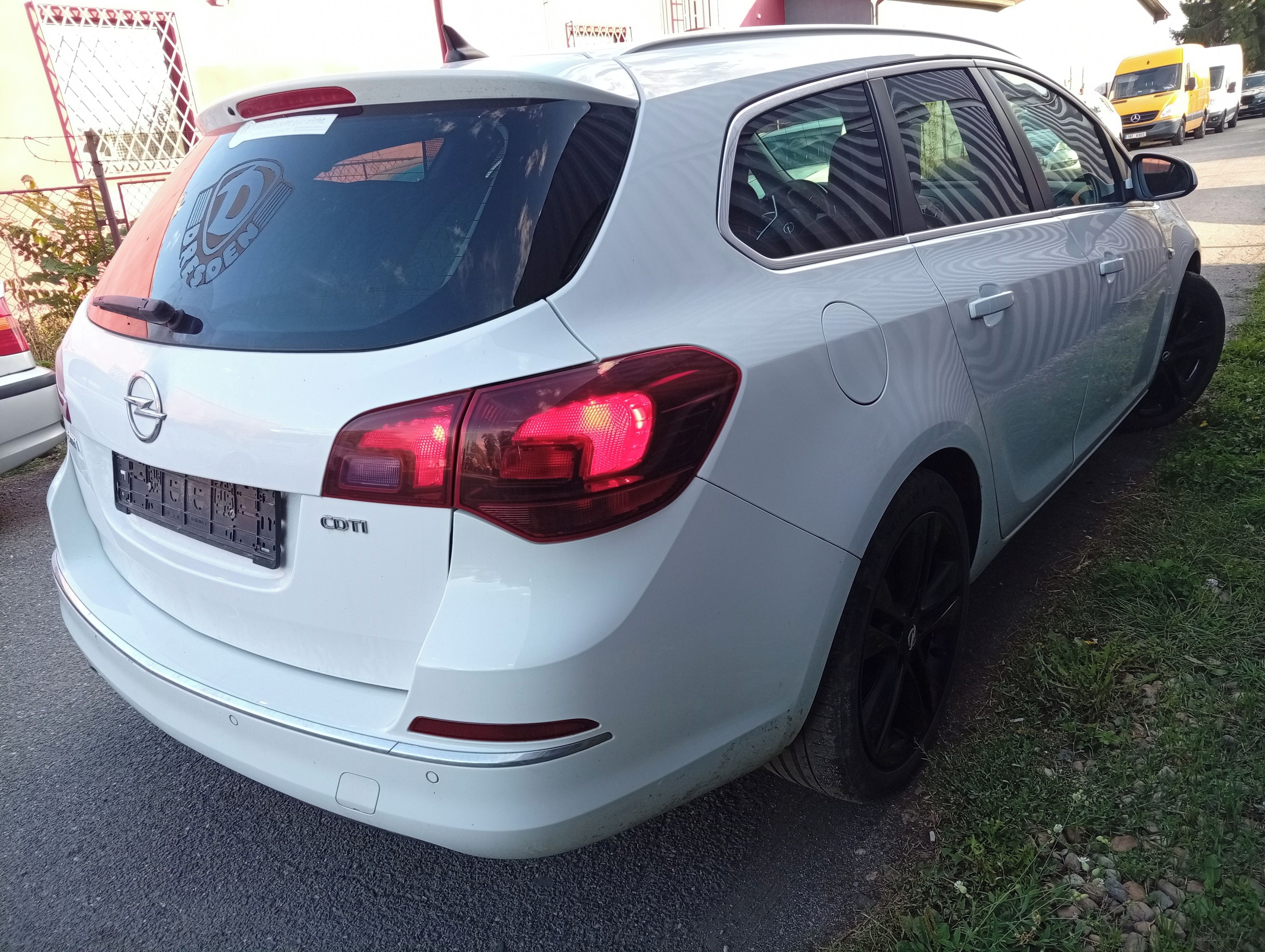 Opel Astra, 2.0 CDTI SUPER TECHNICKÝ STAV - fotka 3