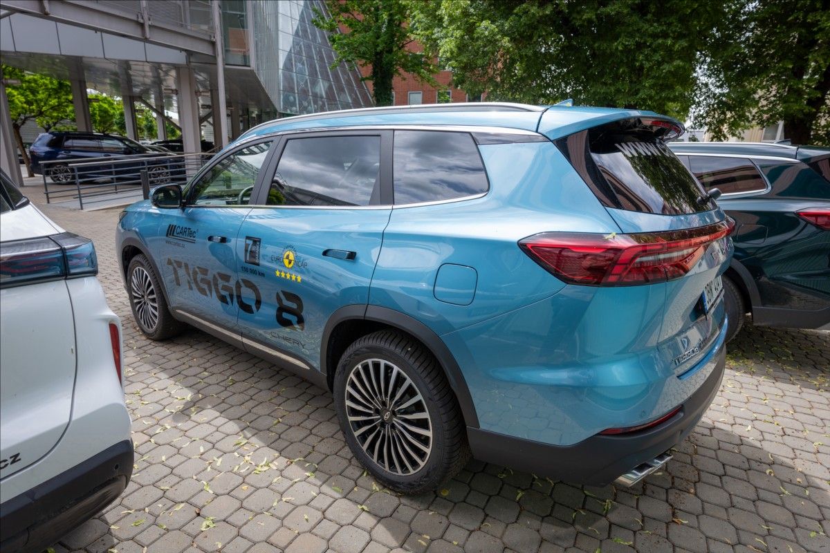 Chery Tiggo 8, 1,6 UNIQUE - fotka 3
