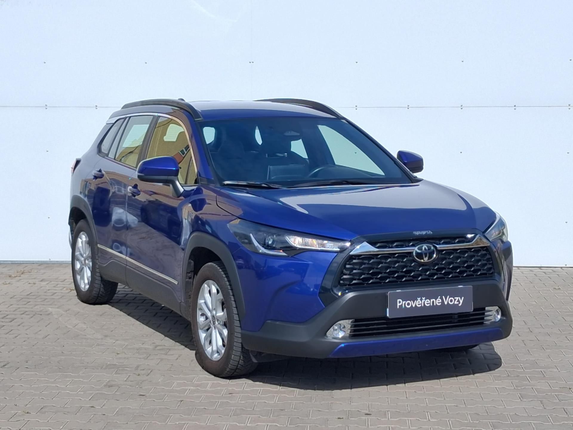 Toyota Corolla Cross, 2.0 HSD e-CVT Comfort - fotka 6