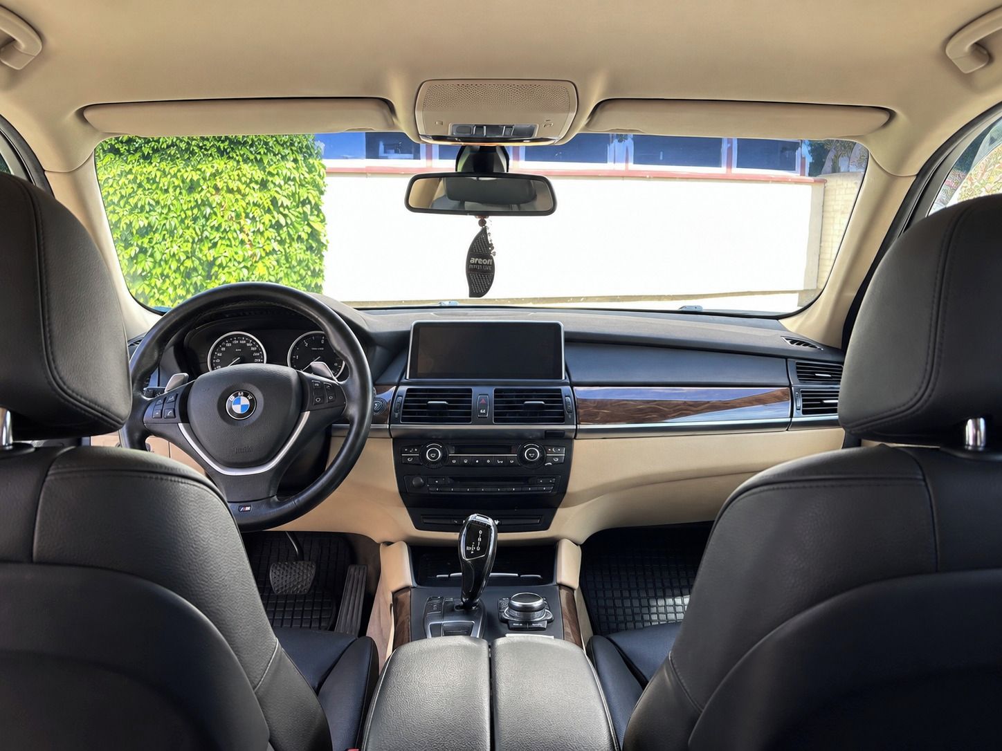 BMW X6, Bmw x6 180kw Generální opravě - fotka 5