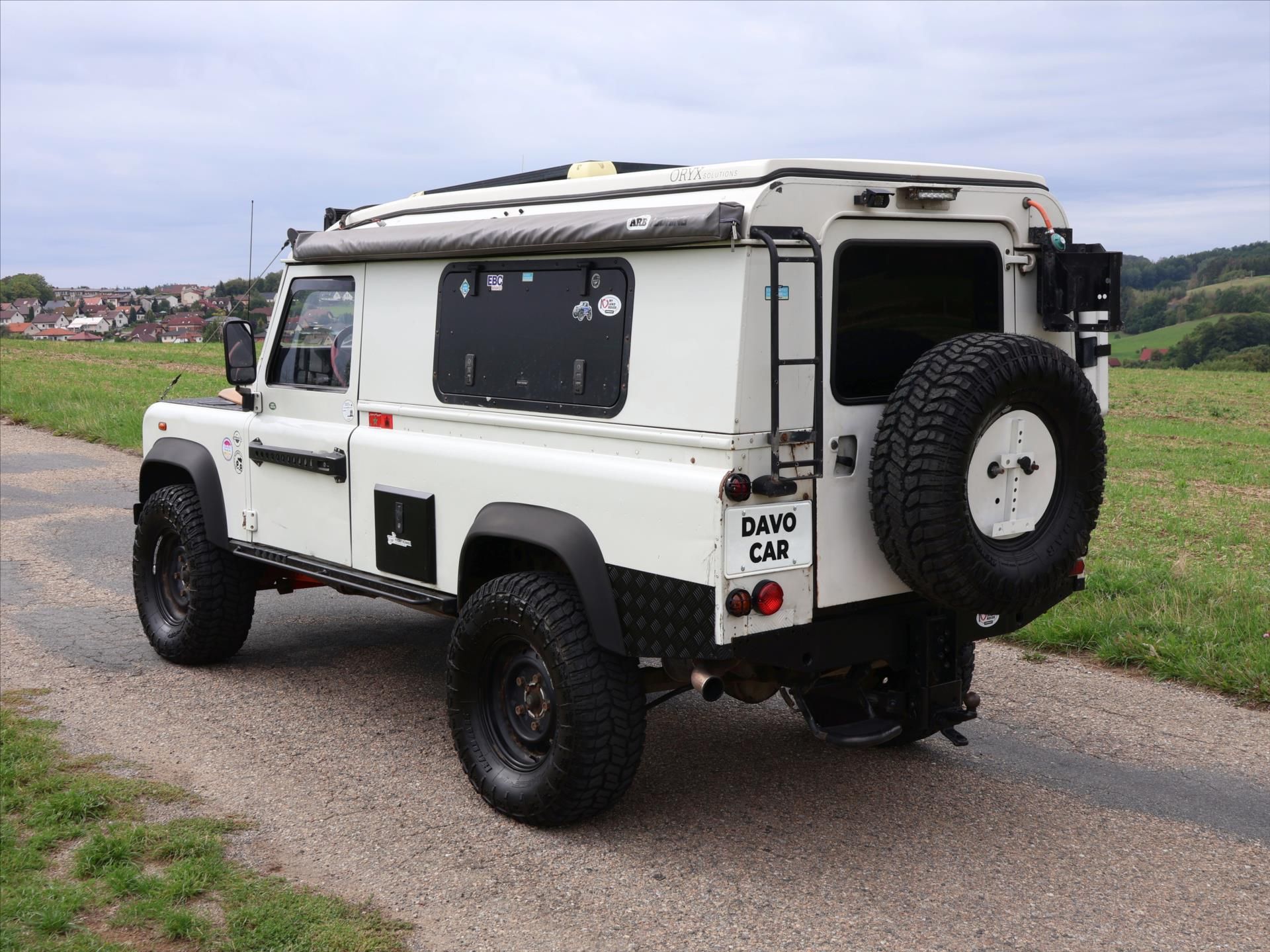 Land Rover Defender, 2,5 110 Hard Top - fotka 5