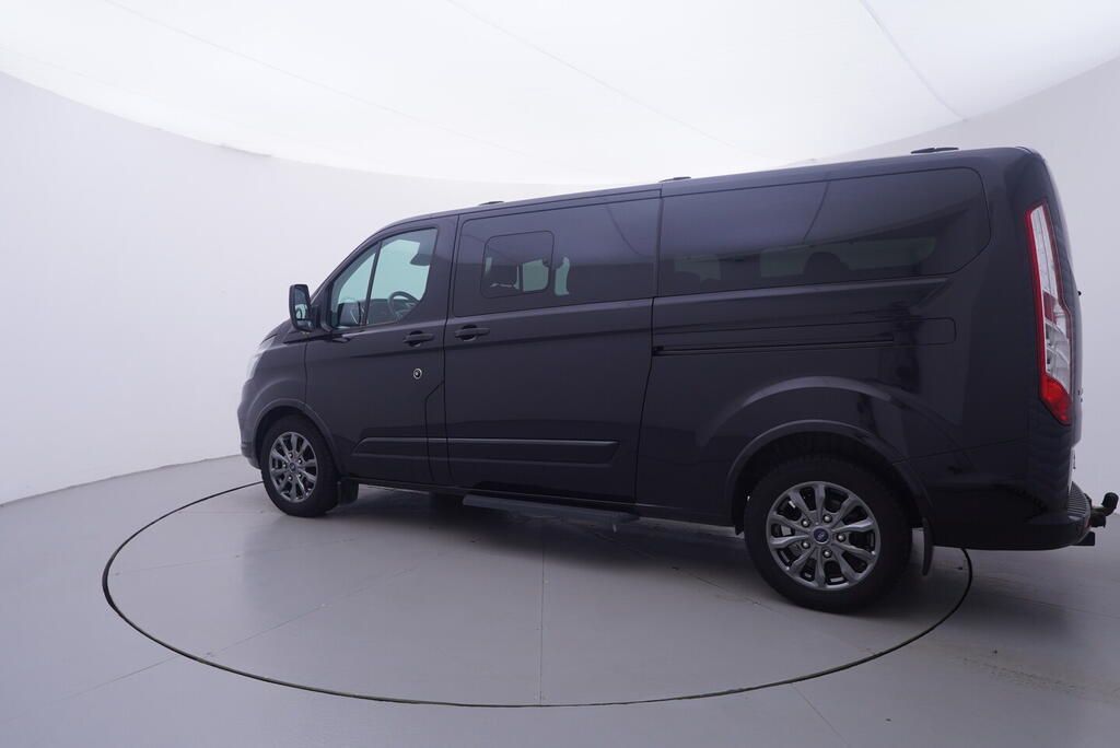 Ford Tourneo Custom, Titanium 2.0 2.0 EcoBlue 125 k - fotka 3