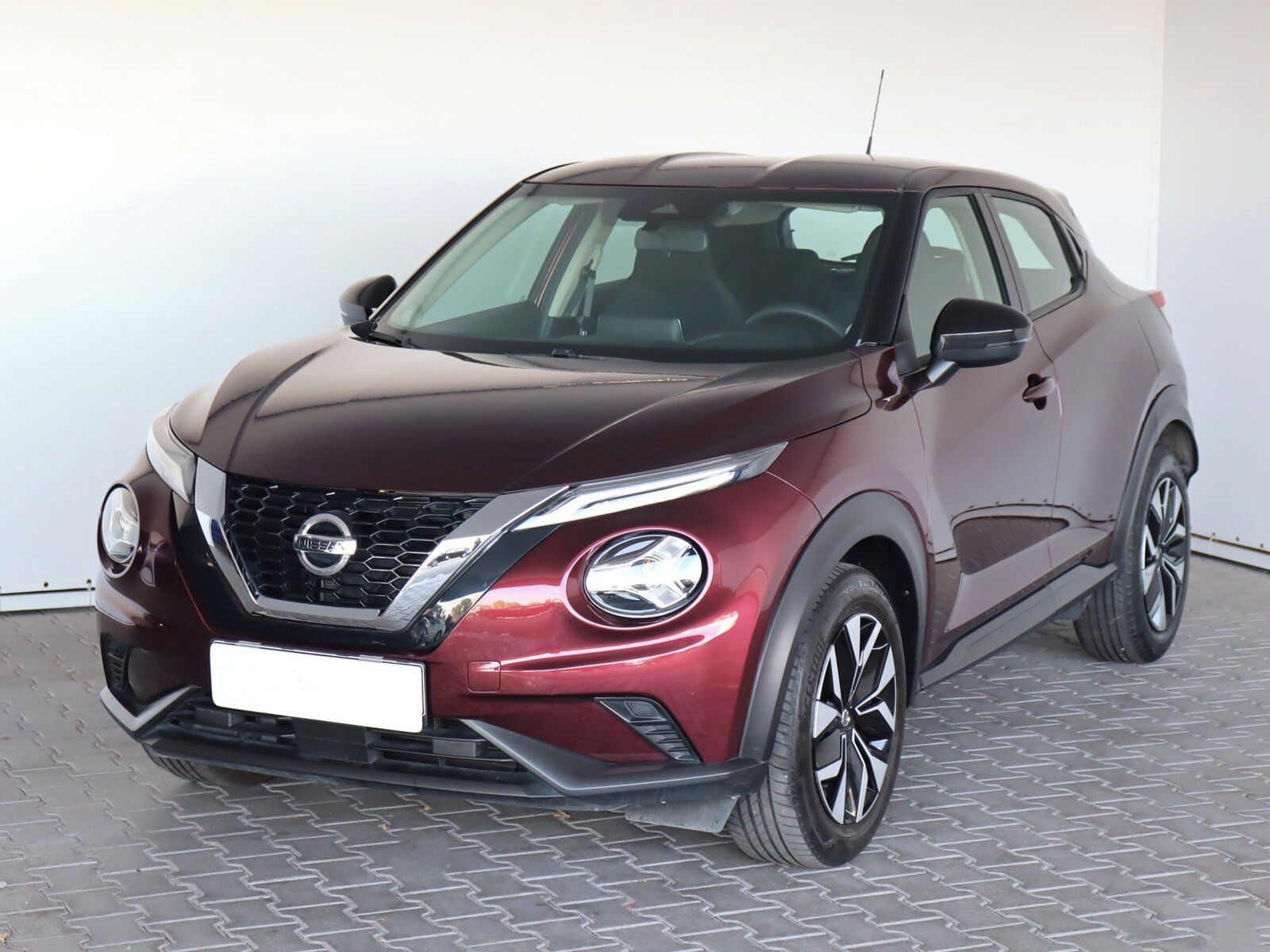 Nissan Juke, 1.0 DIG-T, Serv.kniha - fotka 2