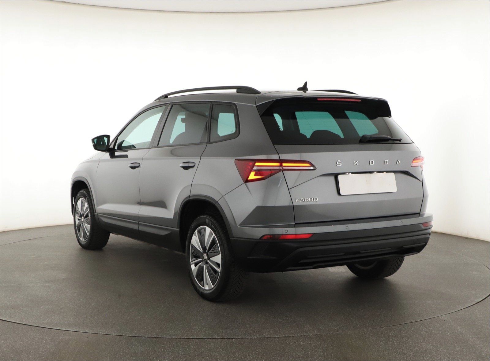 Škoda Karoq, 1.5 TSI, ČR,1.maj, Navi - fotka 4