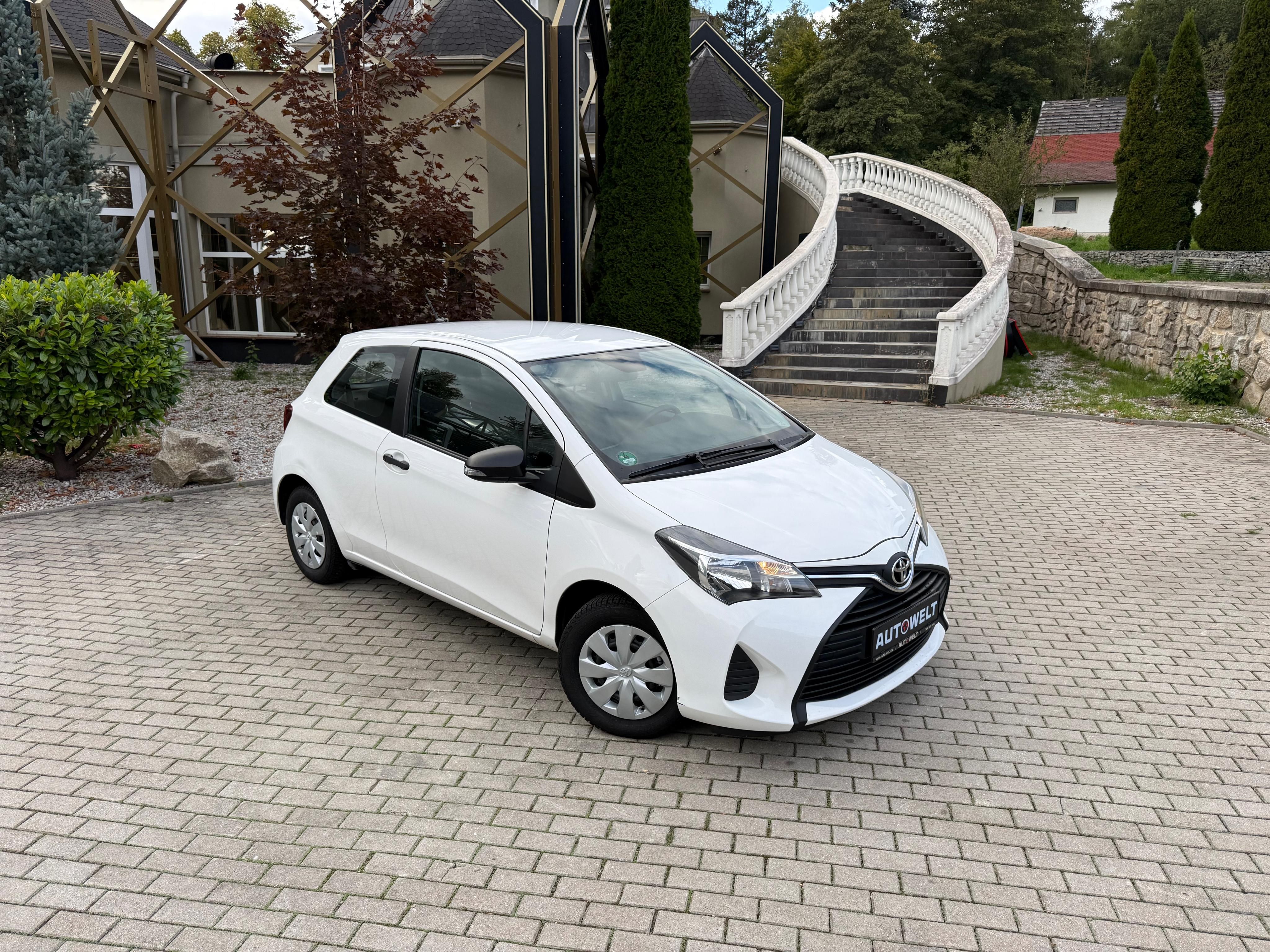 Toyota Yaris, 1.0 VVT-i 51kW /POWER/KLIMA/SK - fotka 2