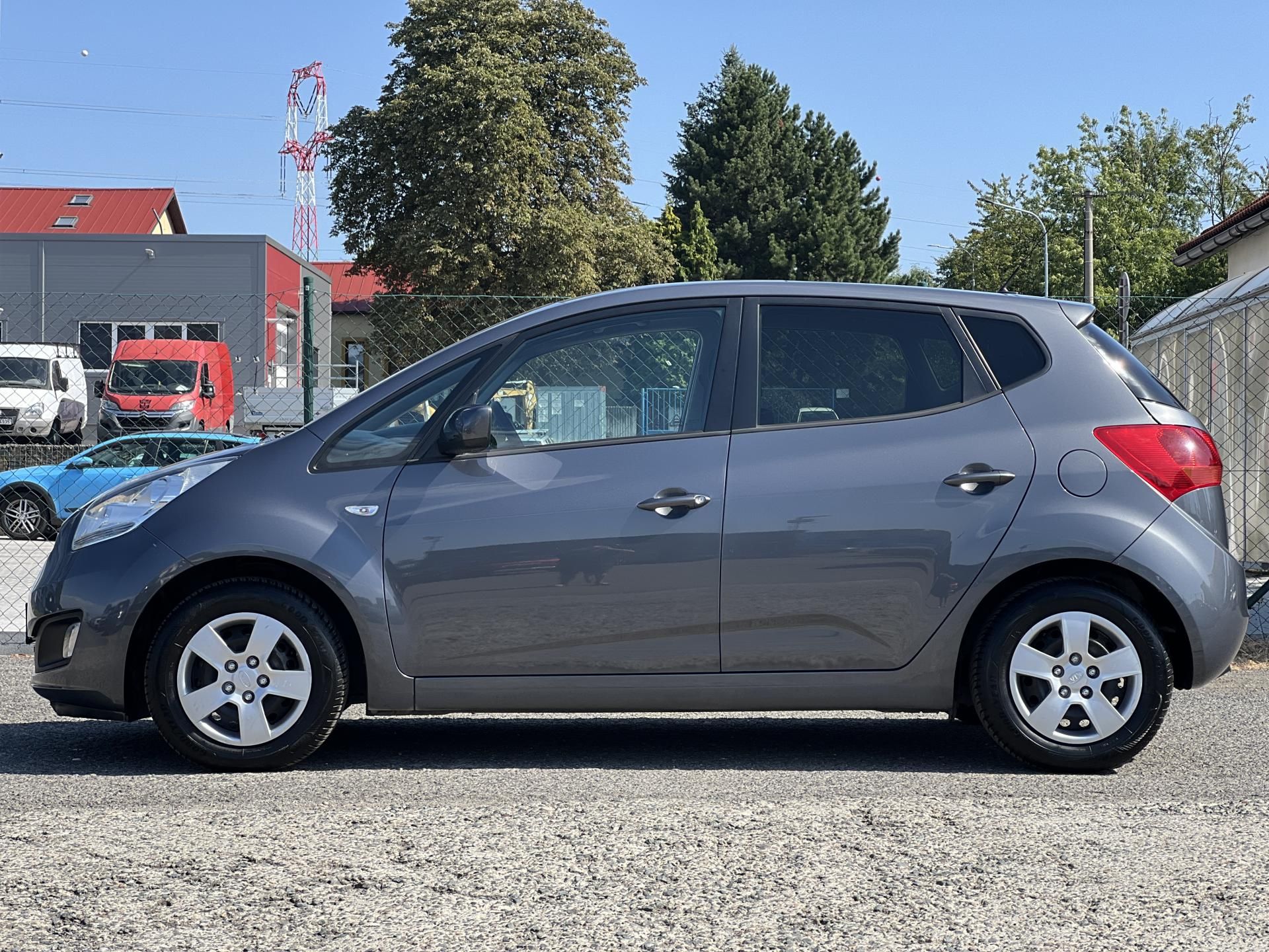 Kia Venga, 1.4CVVT 66kw  KLIMA PANORAMA - fotka 4