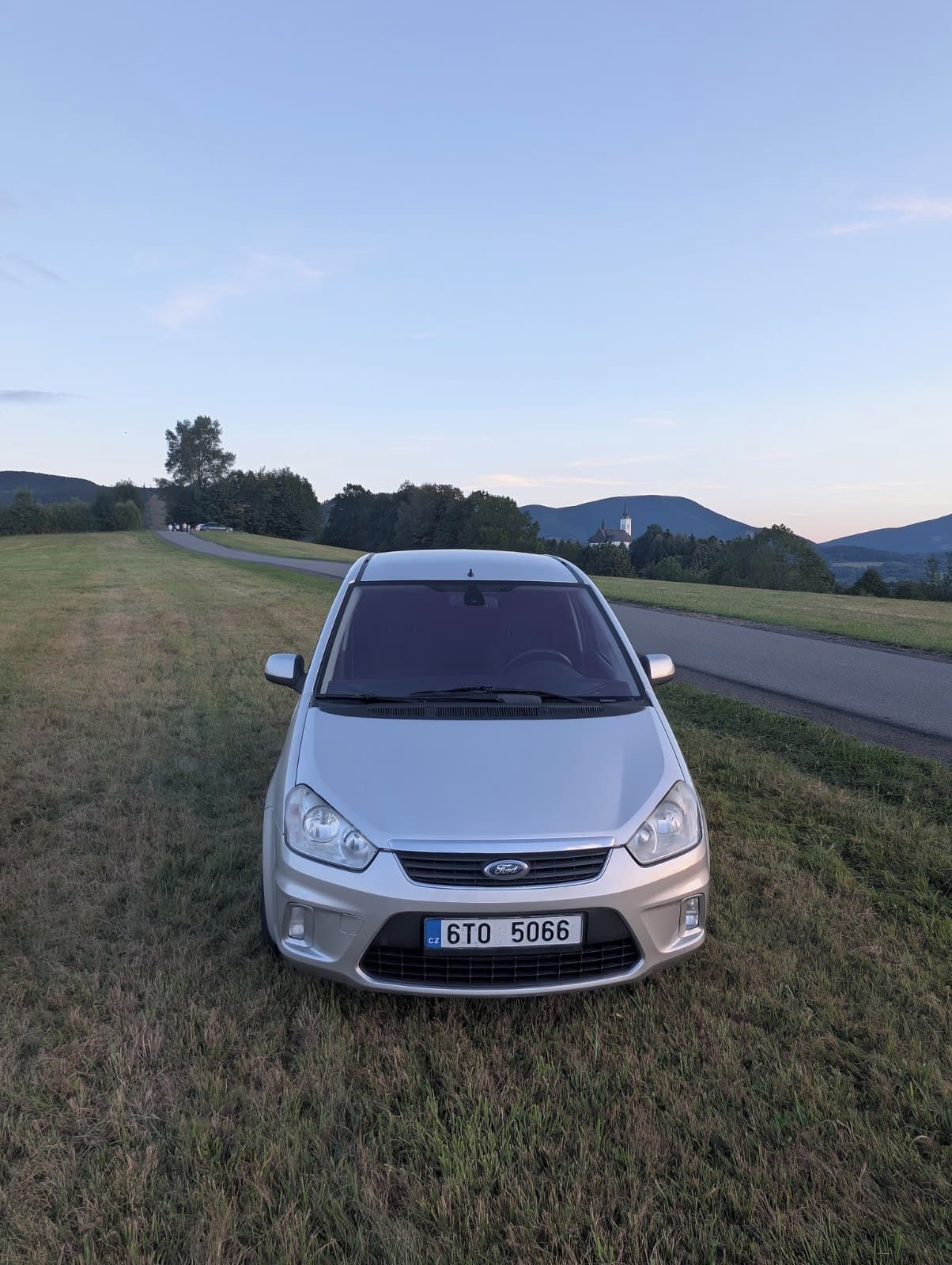 Ford C-MAX, 1.8 92kW, Ghia, servisováno - fotka 5