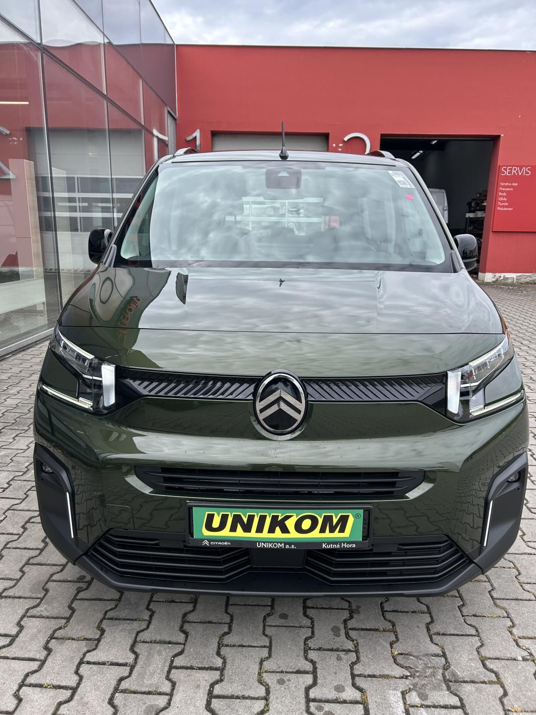 Citroën Berlingo, PLUS 1,5 HDI 100k MAN6 - fotka 2