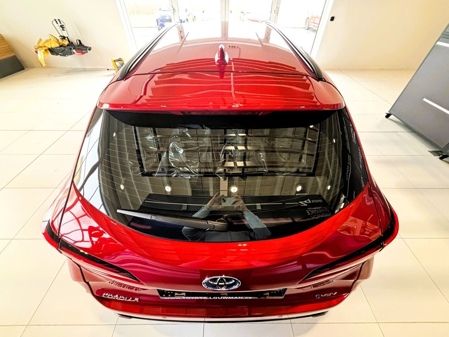 Toyota Corolla, 1,8   TS Comfort HEV - fotka 6