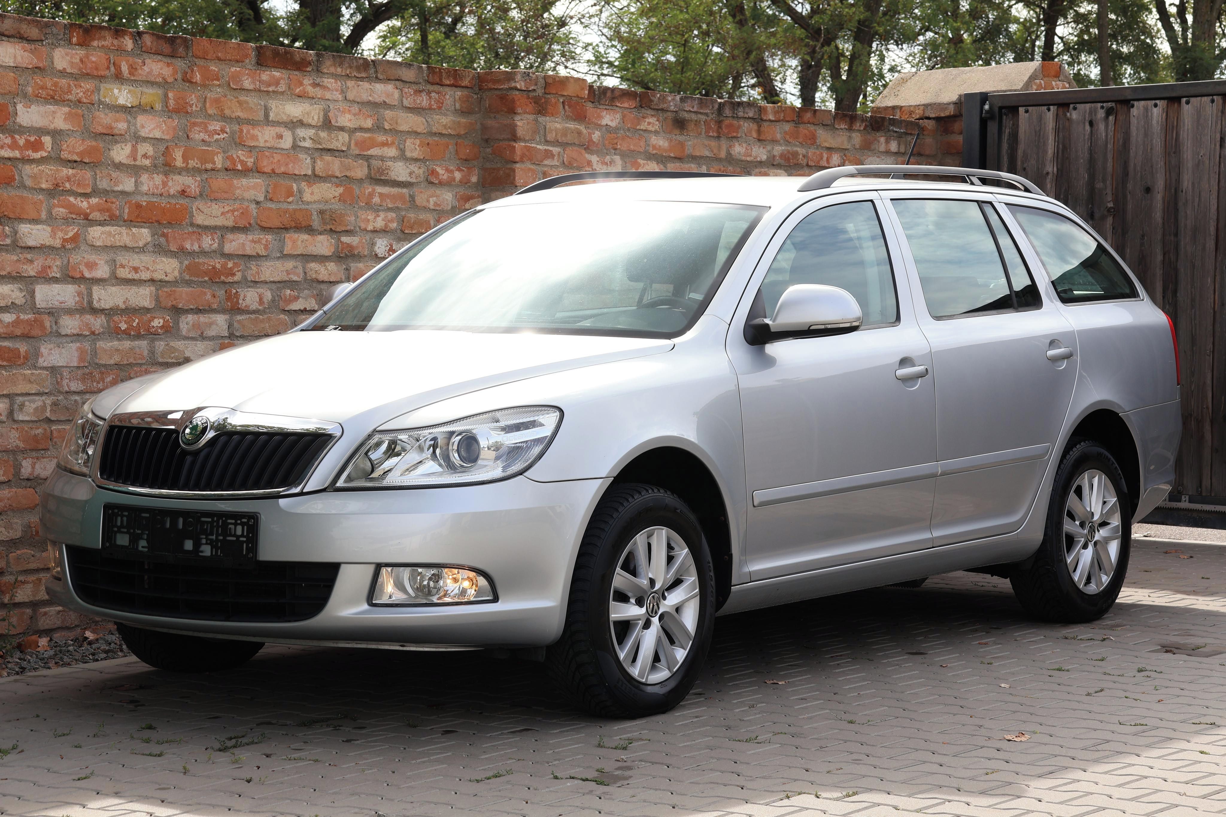 Škoda Octavia, 2.0TDI Navi*Výhřev s.*Tažné*