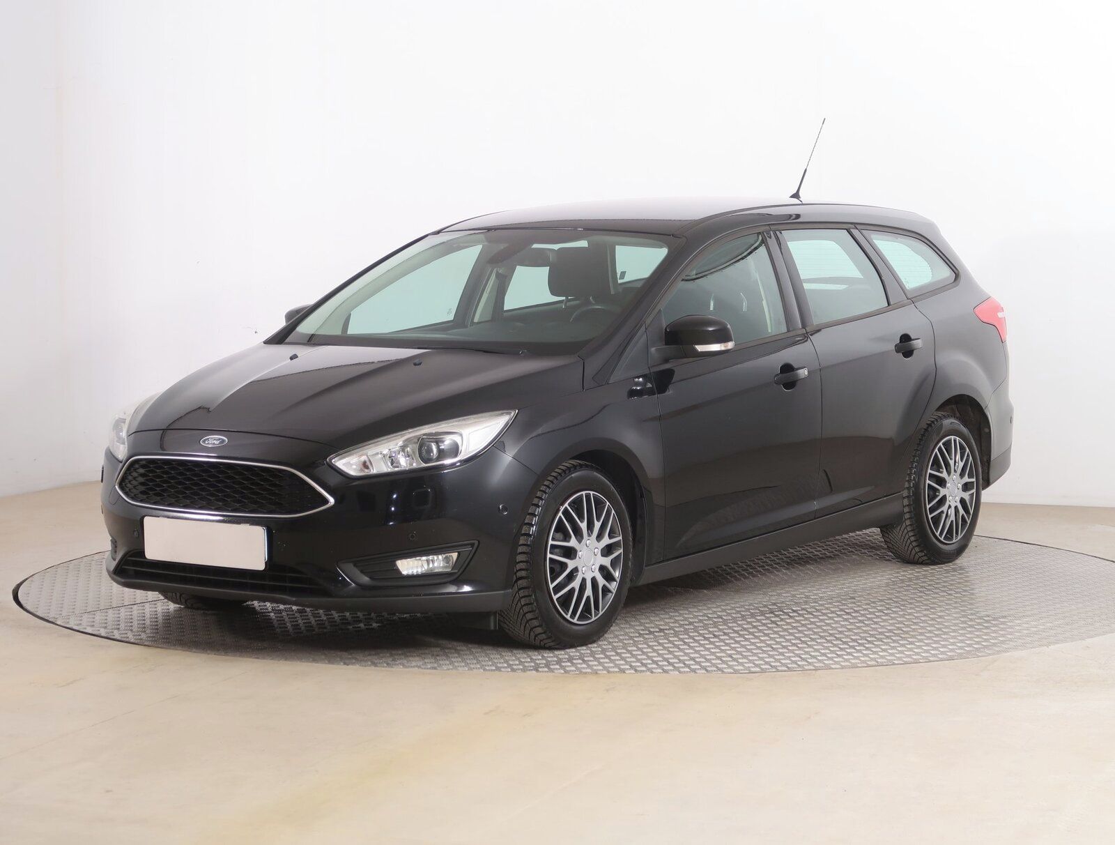 Ford Focus, 1.5 TDCi, Serv.kniha - fotka 2