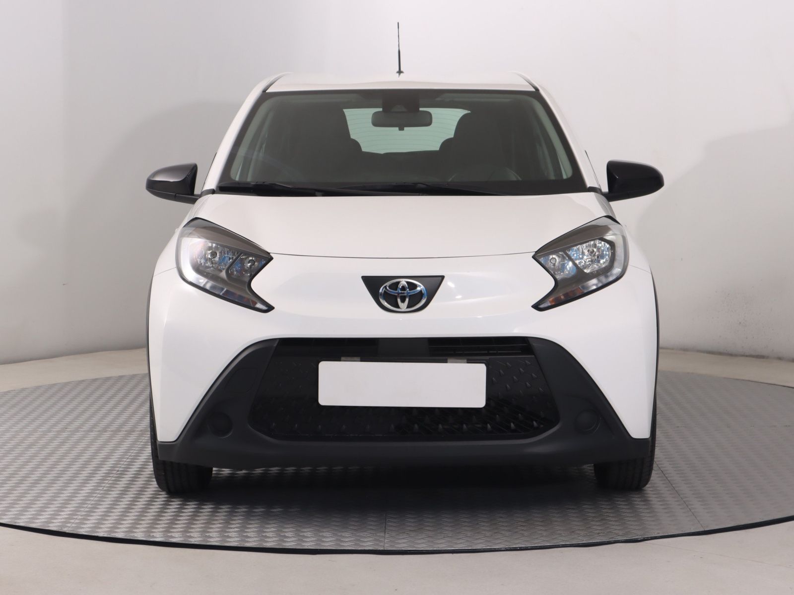 Toyota Aygo, 1.0, Executive, Automat - fotka 2
