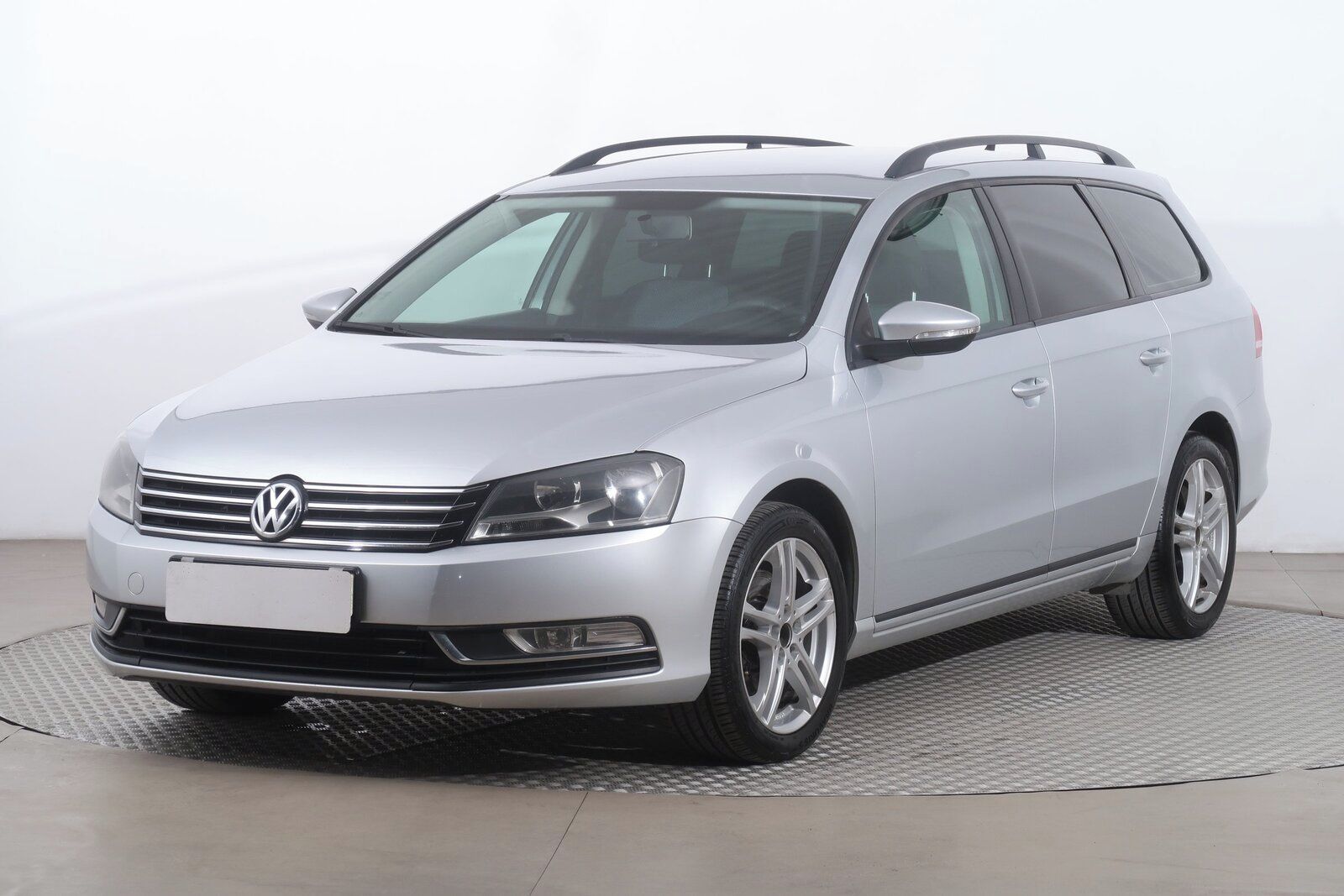 Volkswagen Passat, 1.6 TDI - fotka 2