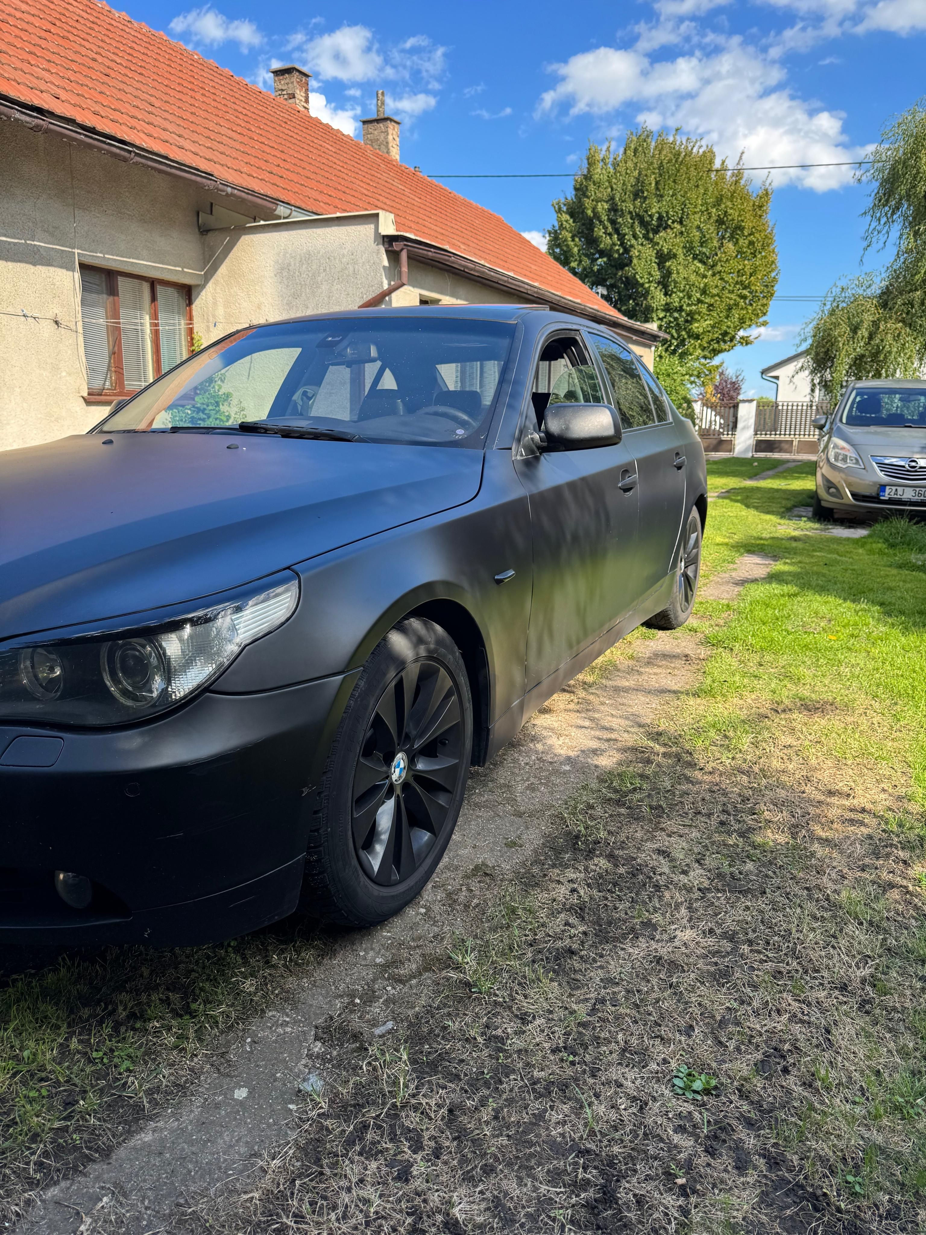 BMW Řada 5, BMW E60 530d - fotka 5