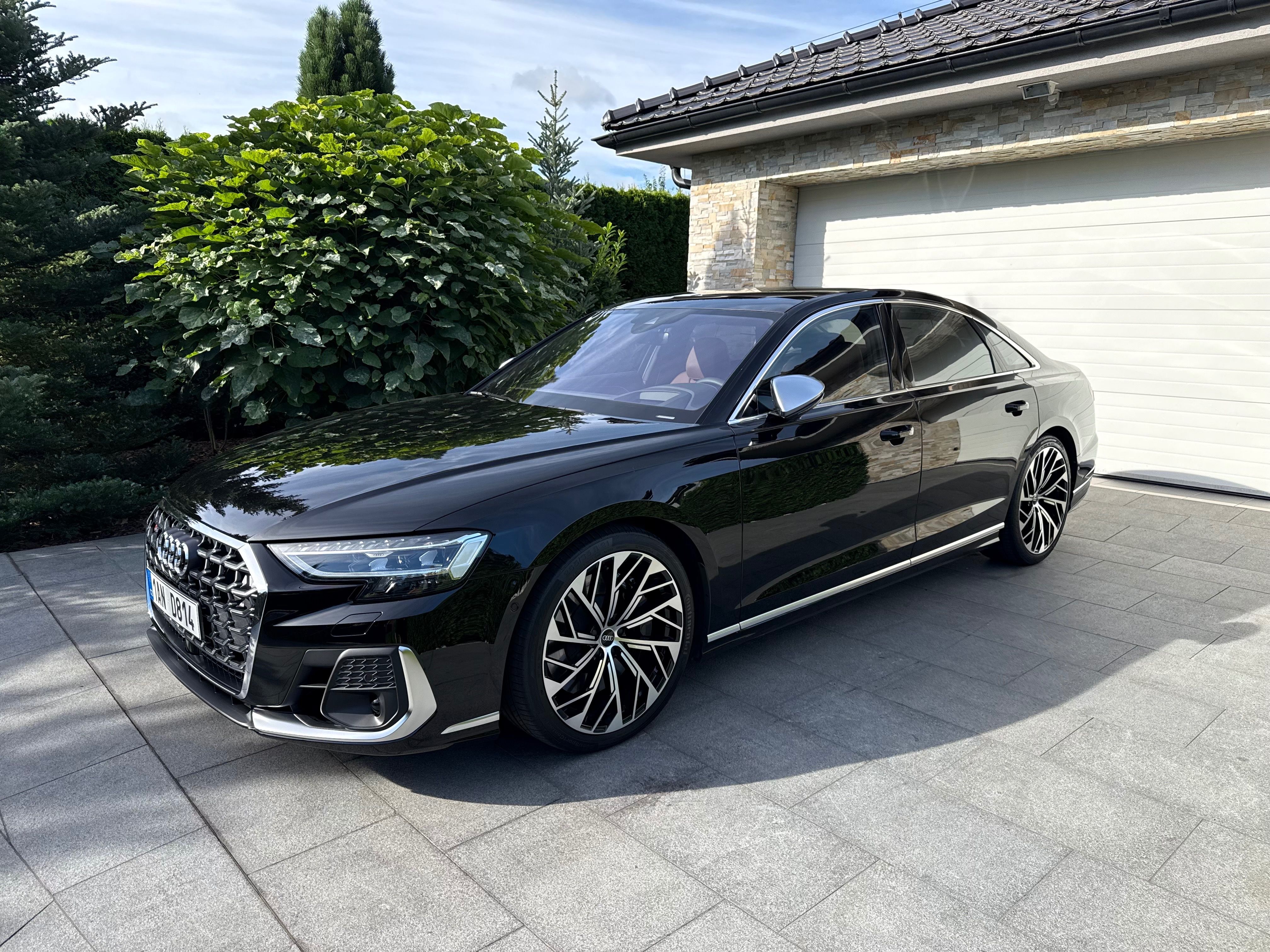 Audi S8, První majitel/Možná výměna - fotka 2