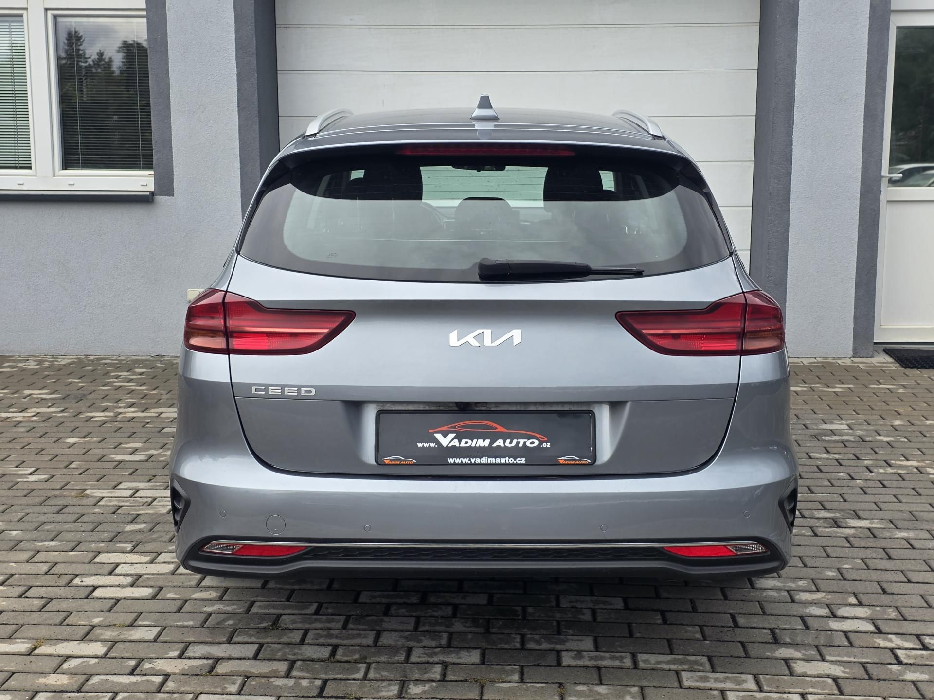 Kia Cee´d, 1.5T-GDi 118kW FRESH 1MAJITEL - fotka 6
