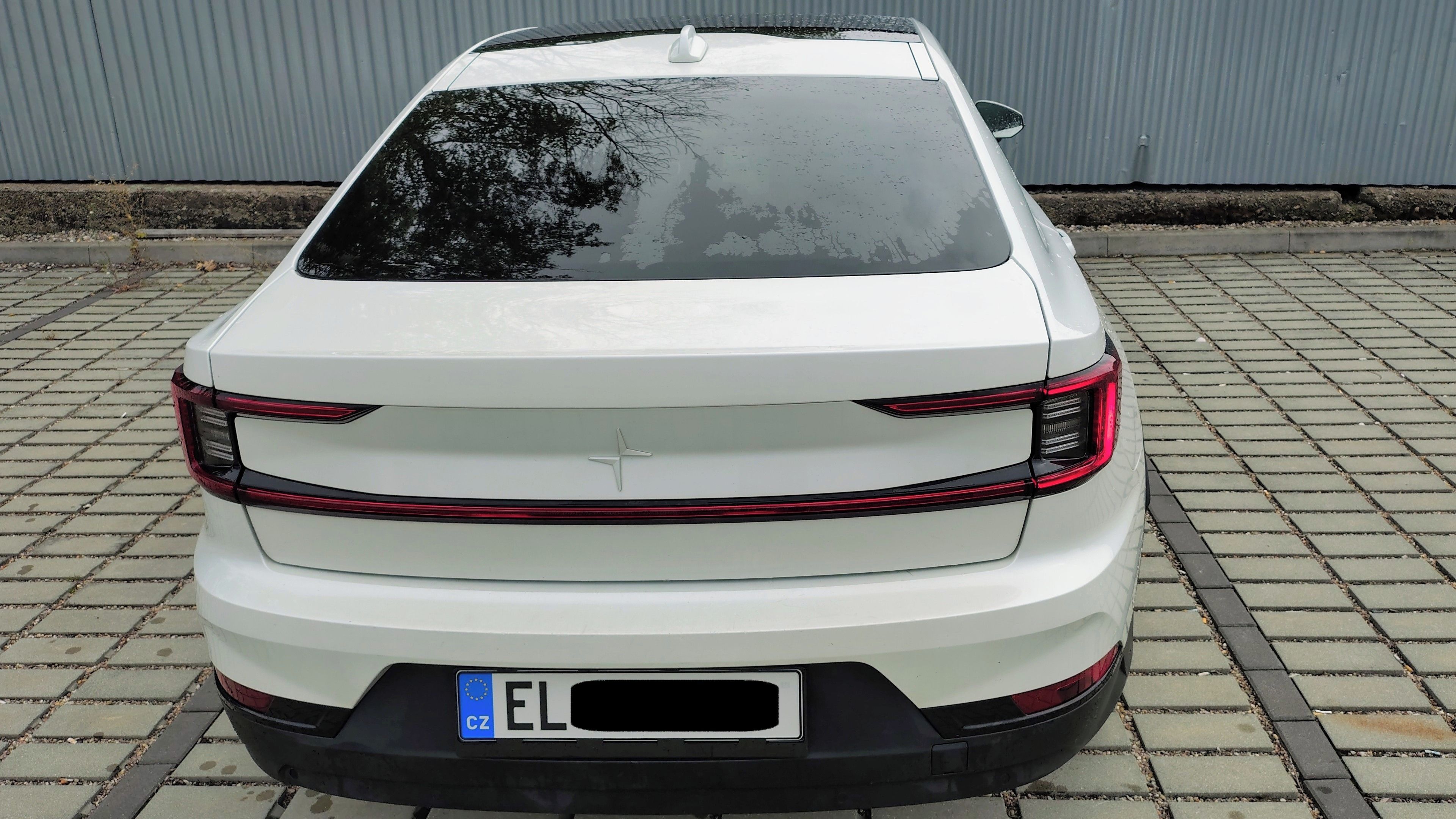 Polestar 2, Long Range Dual Motor 78kWh - fotka 5