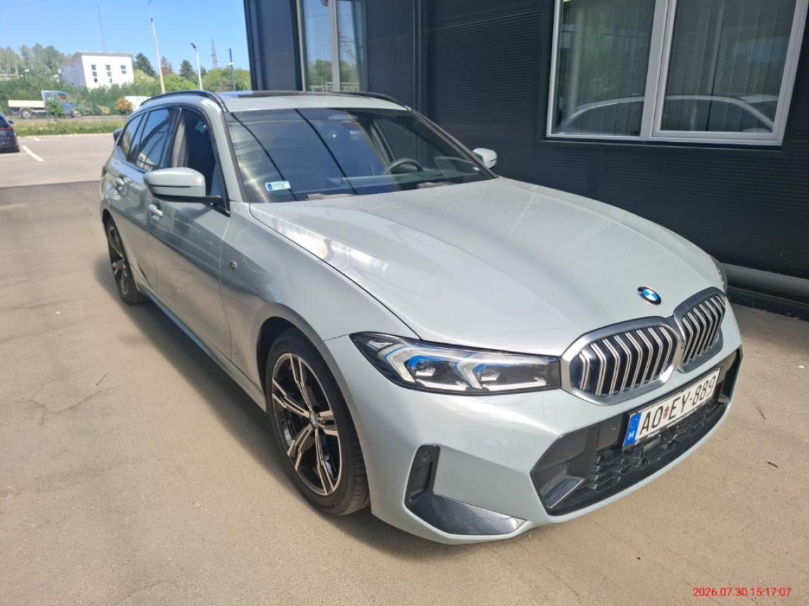 BMW Řada 3, 330d xDrive Touring - fotka 4