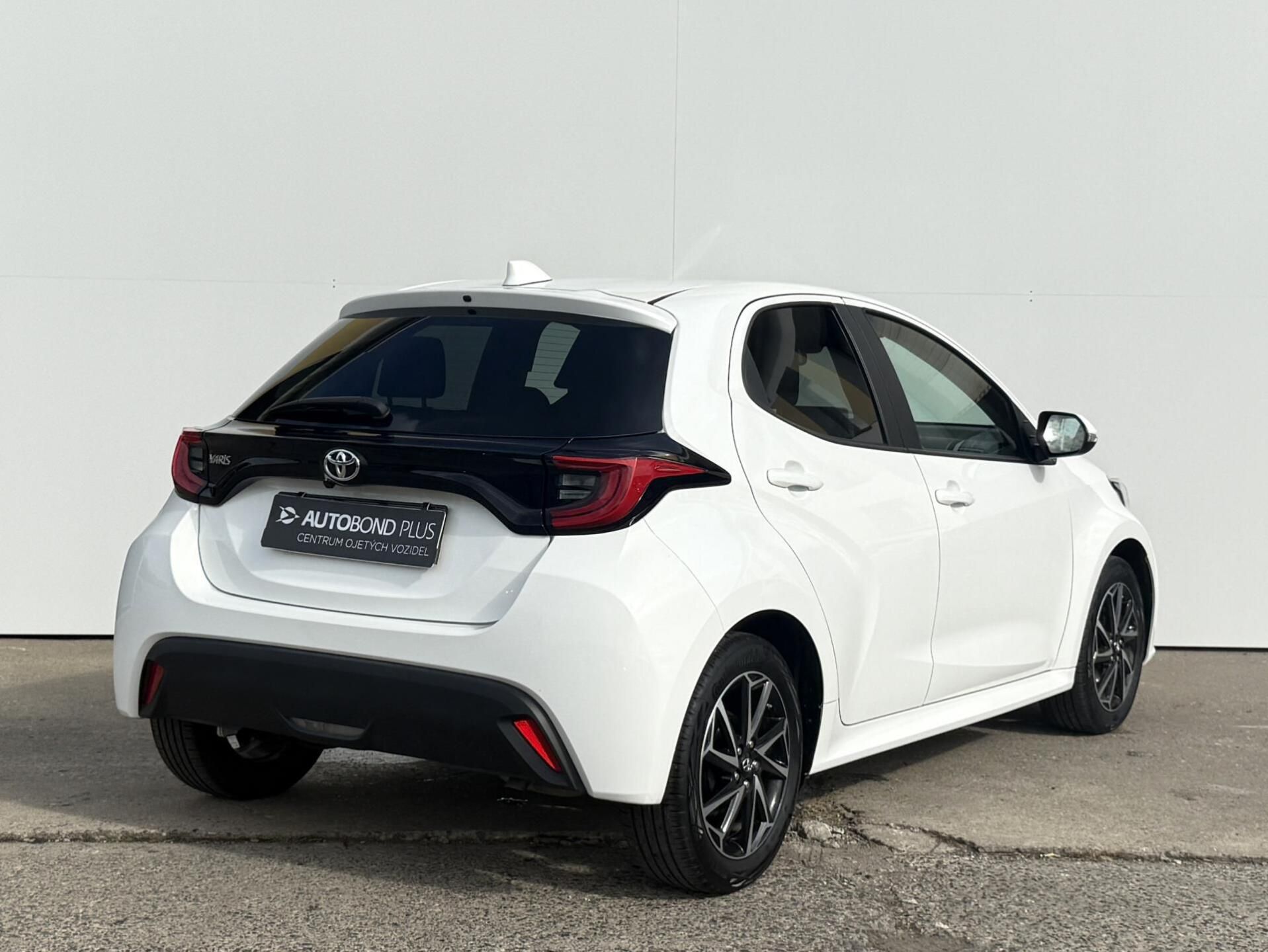 Toyota Yaris, 1.5 VVT-i 92KW Style TECH - fotka 2