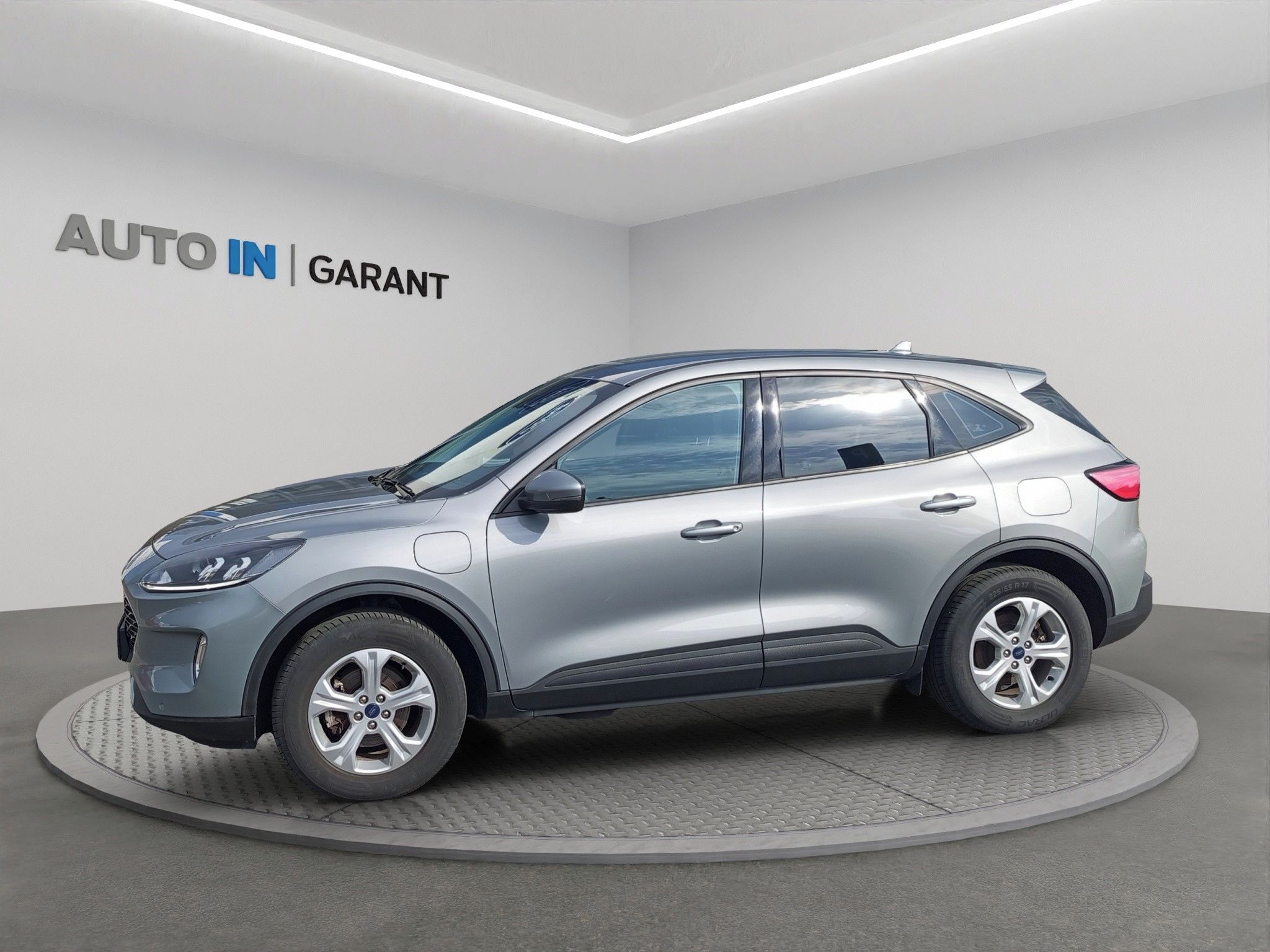 Ford Kuga, 2.5 PHEV CoolConnect - fotka 3