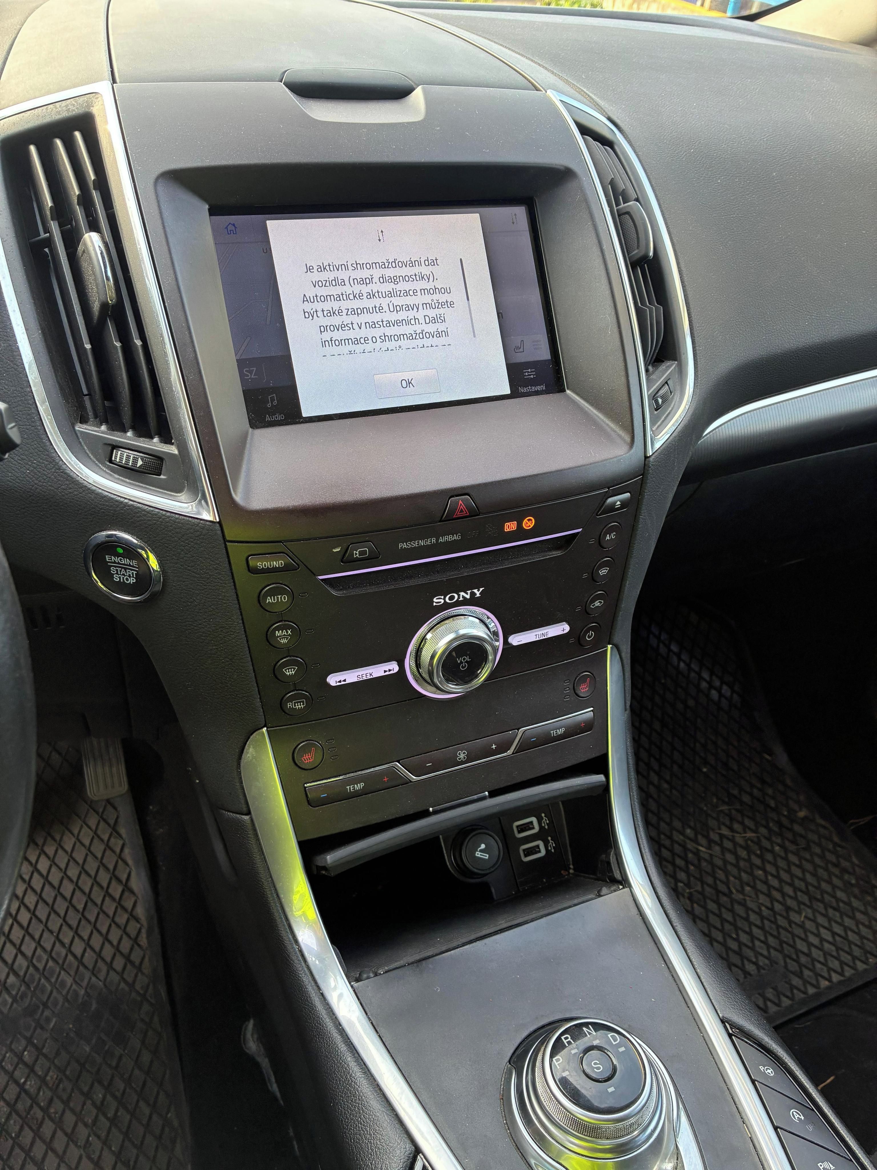 Ford S-MAX, 2.0 TDCi 4x4, TOP CENA ! - fotka 6