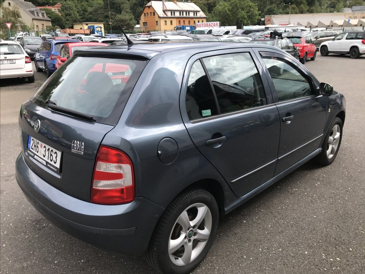 Škoda Fabia, 1,2 HTP 40kW - fotka 6