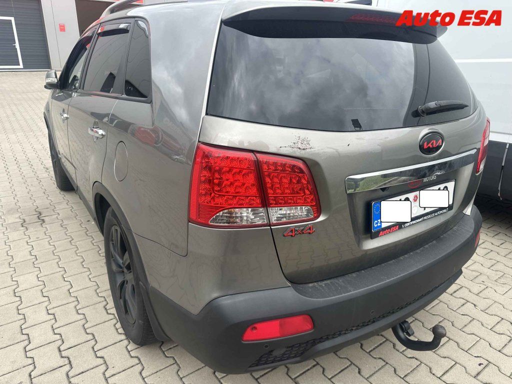 Kia Sorento, 2.2 CRDI 4x4 - fotka 2