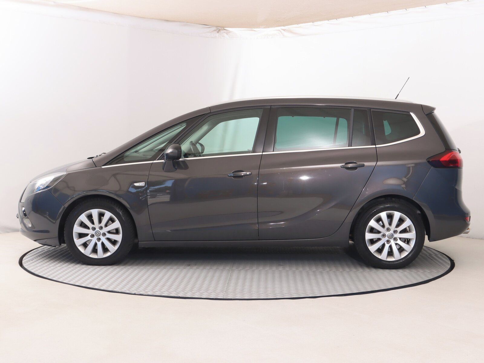 Opel Zafira, 2.0 CDTI, Automat, 7 míst - fotka 3